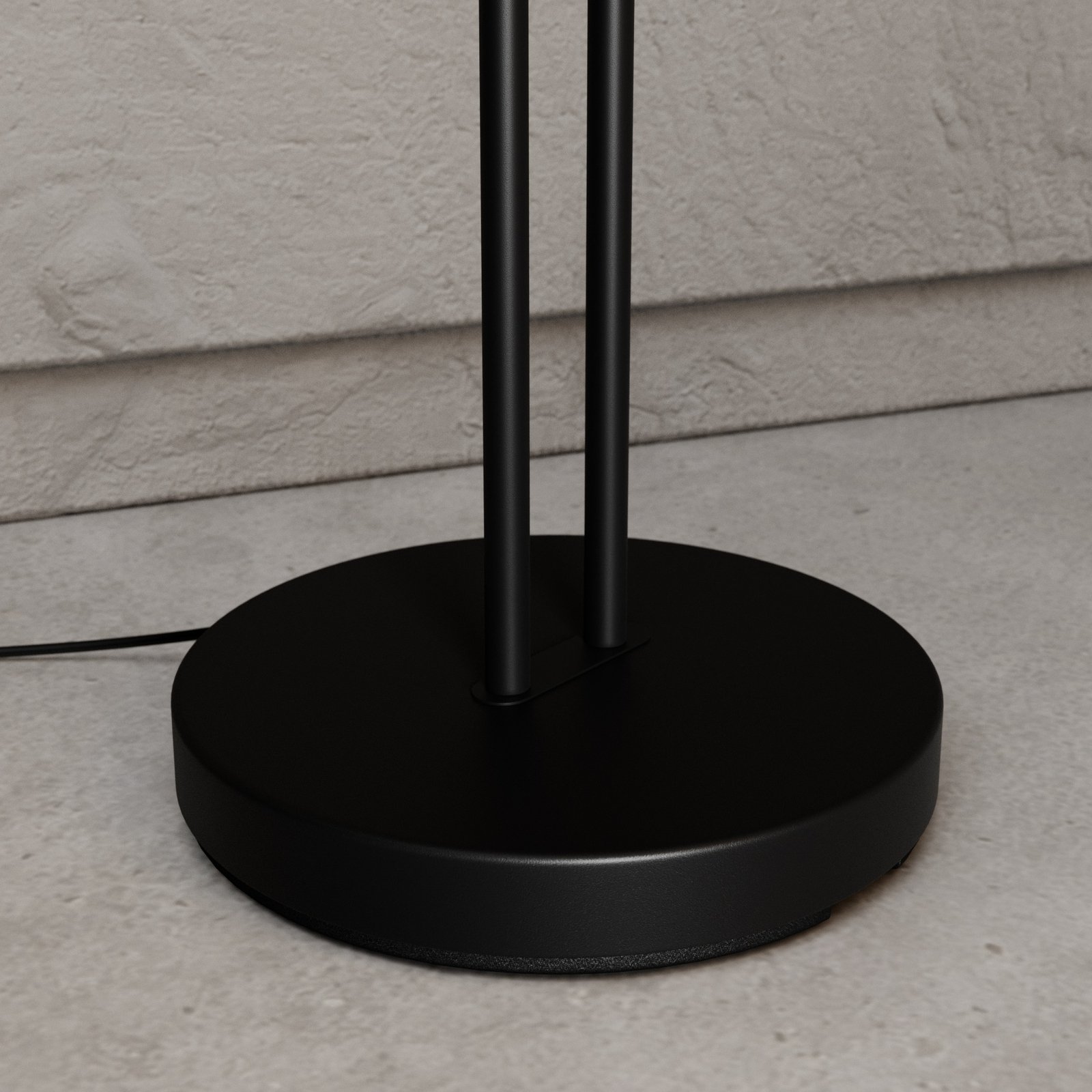 Lucande Medira vloerlamp, 2-lamps, zwart