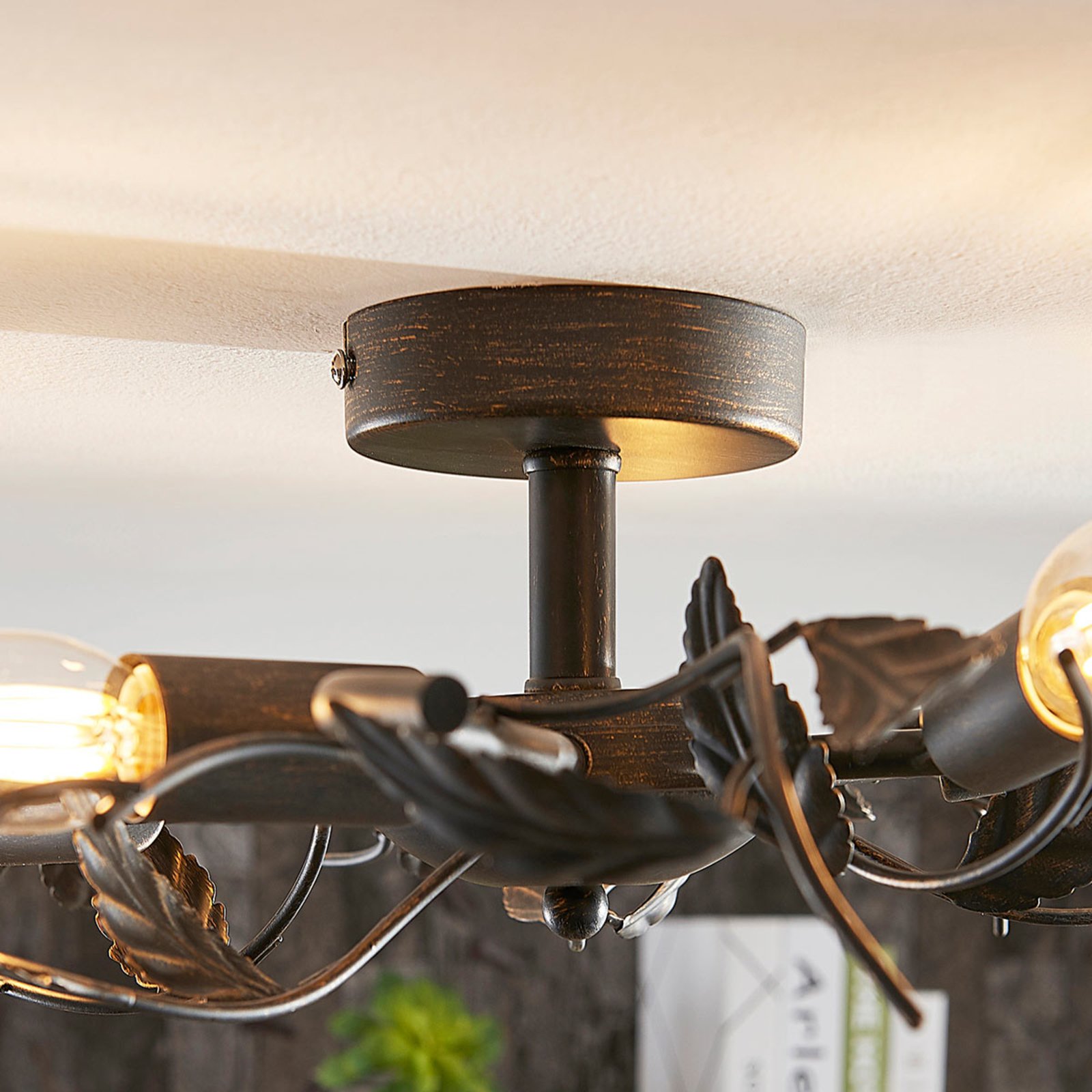Yos 5 Ceiling Lamp Black-Gold - Lindby