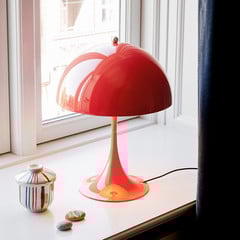 Louis Poulsen Panthella Mini lampa stołowa koral