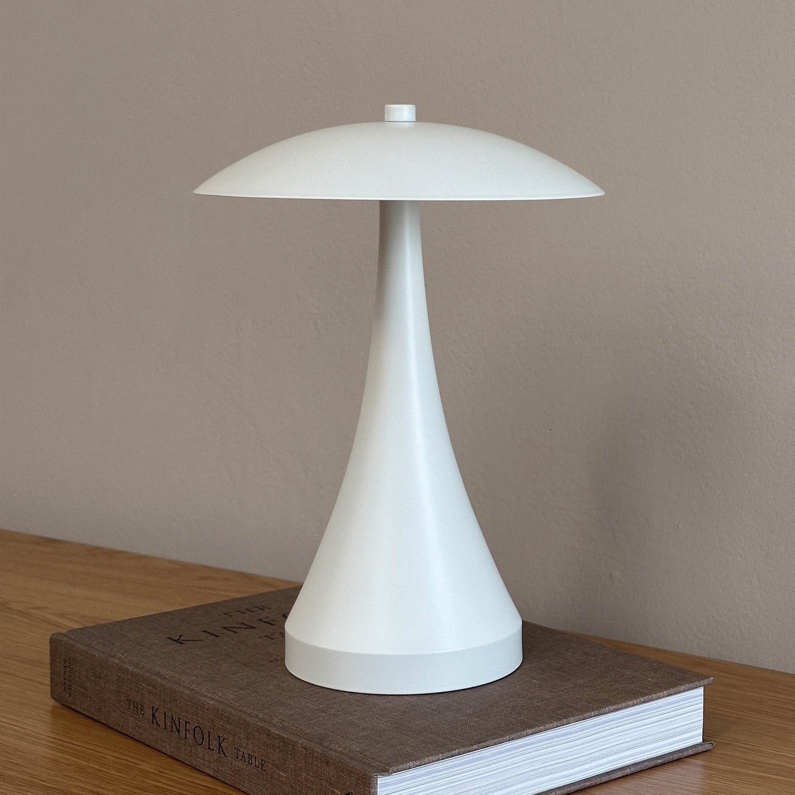 Dyberg Larsen LED table lamp Vienna, cream, height 28 cm