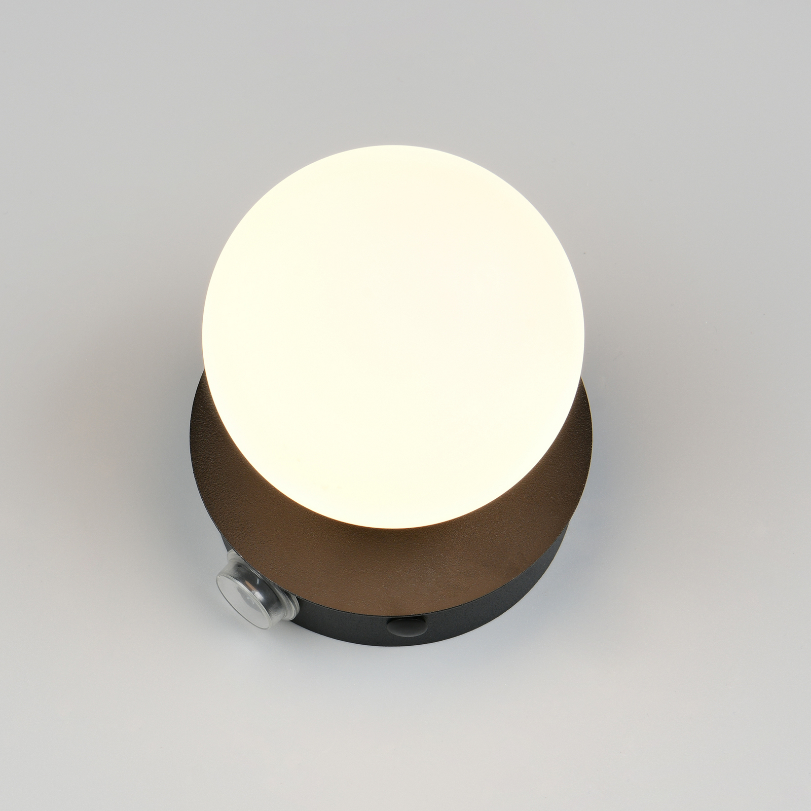 Sienas lampa „Alfio“, Ø 11 cm, matēti melna, metāls/stikls, IP44 Sienas lampa „Alfio“, Ø 11 cm, matēti melna, metāls/stikls, IP44