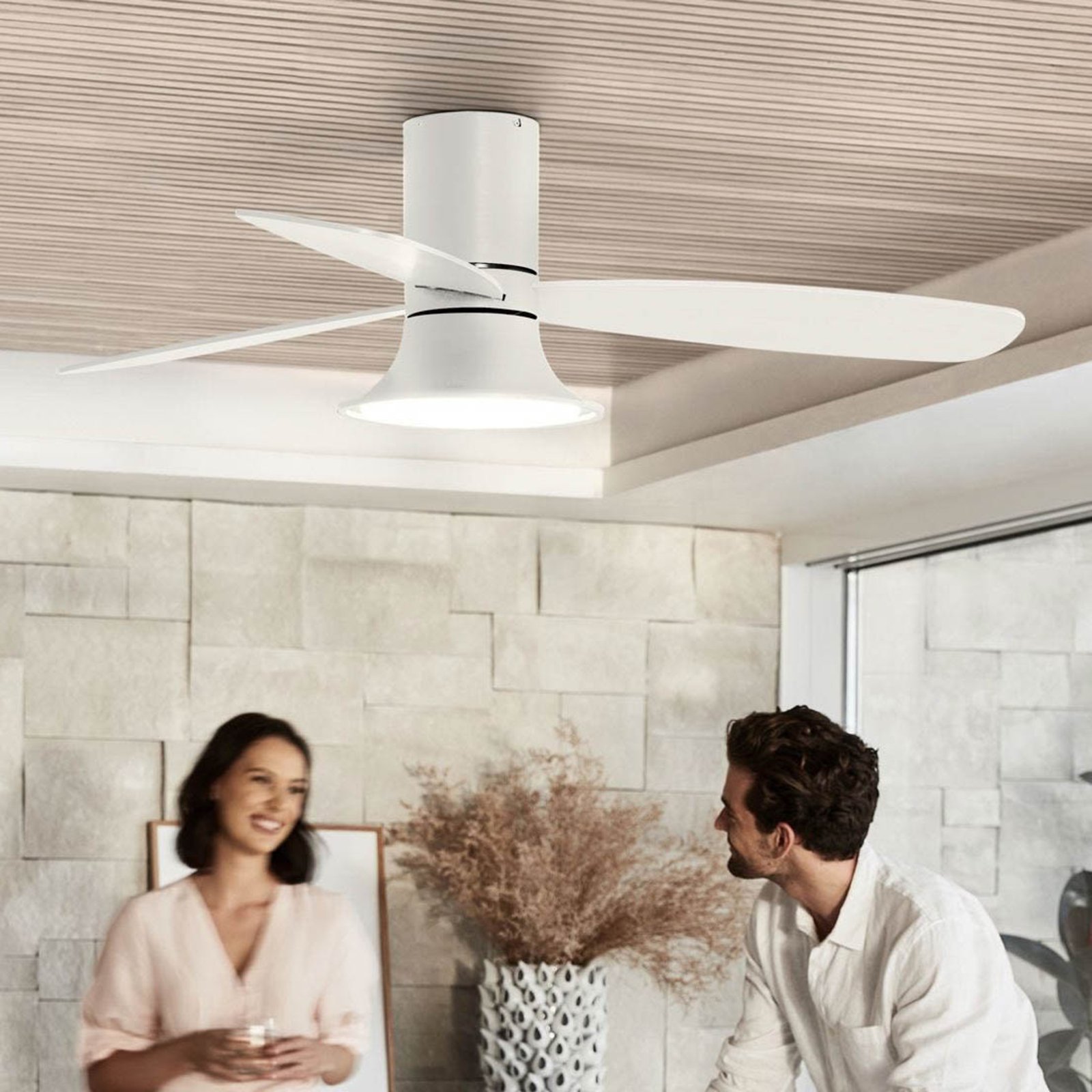 Flusso ceiling fan with LED light, white