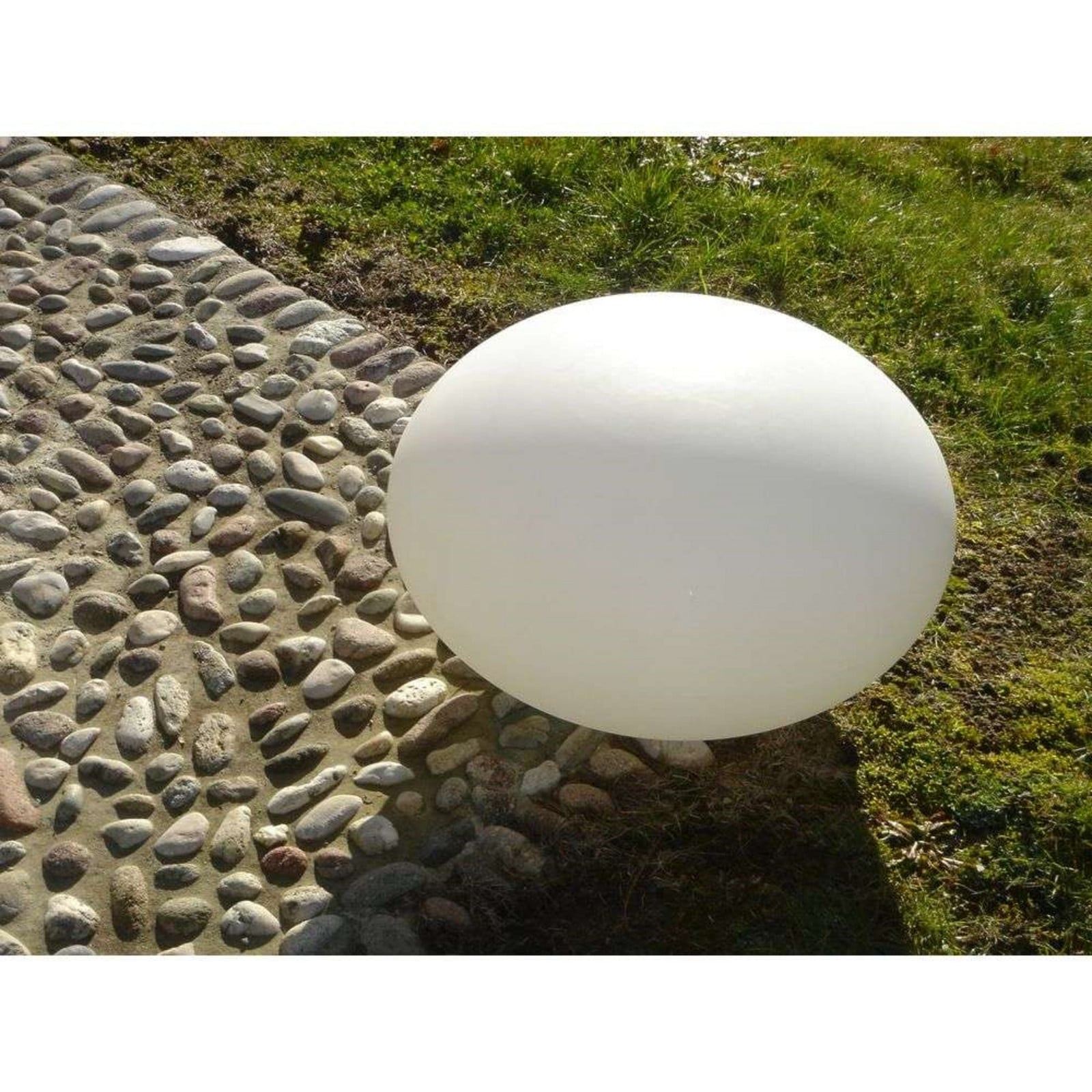 Eggy Pop Out Außenleuchte Ø70 (8m) Opal White CPH Lighting - Terrasse - Kunststoff