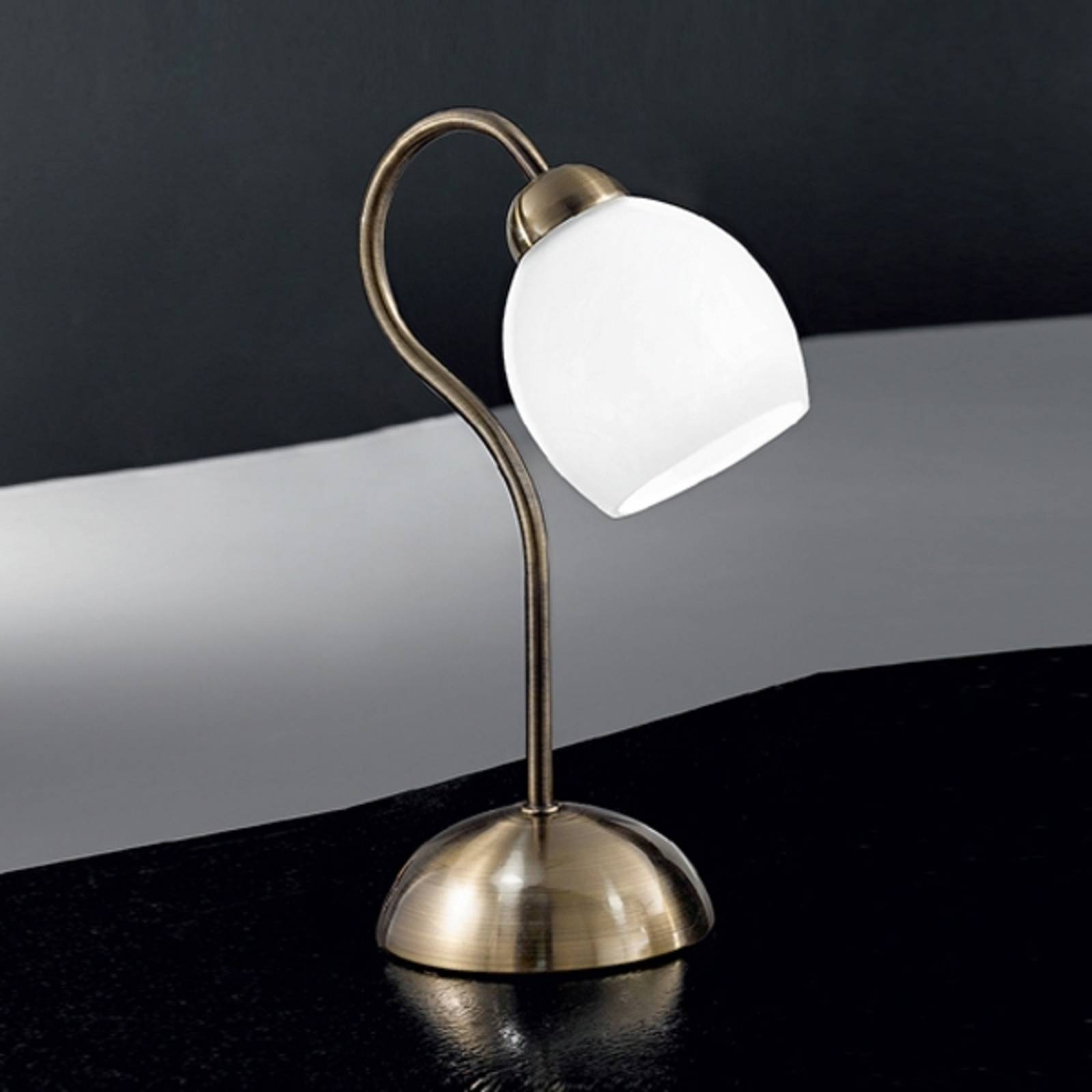 Image of ORION Deliziosa lampada da tavolo Dona patina
