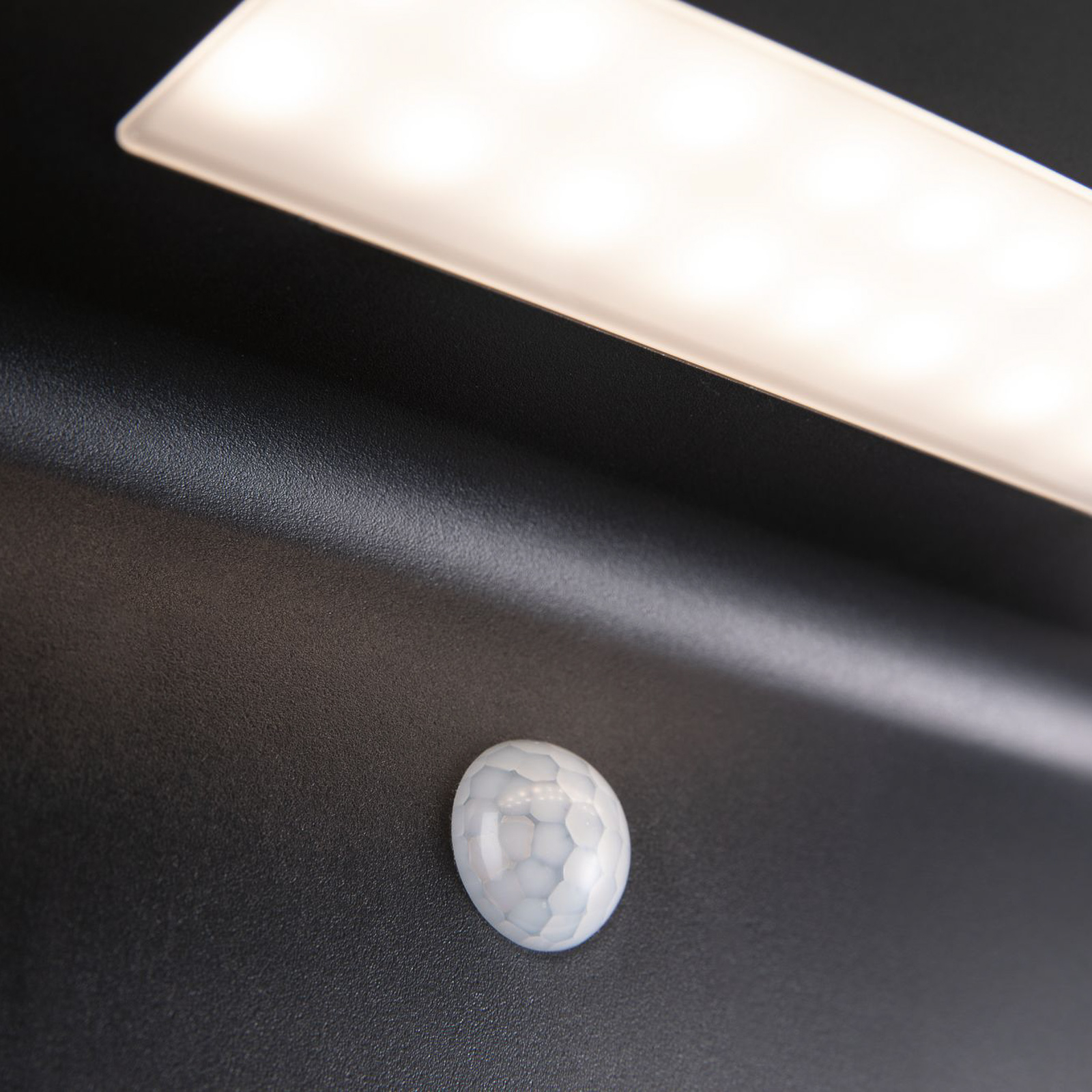 Paulmann Solveig LED solar wall light with sensor