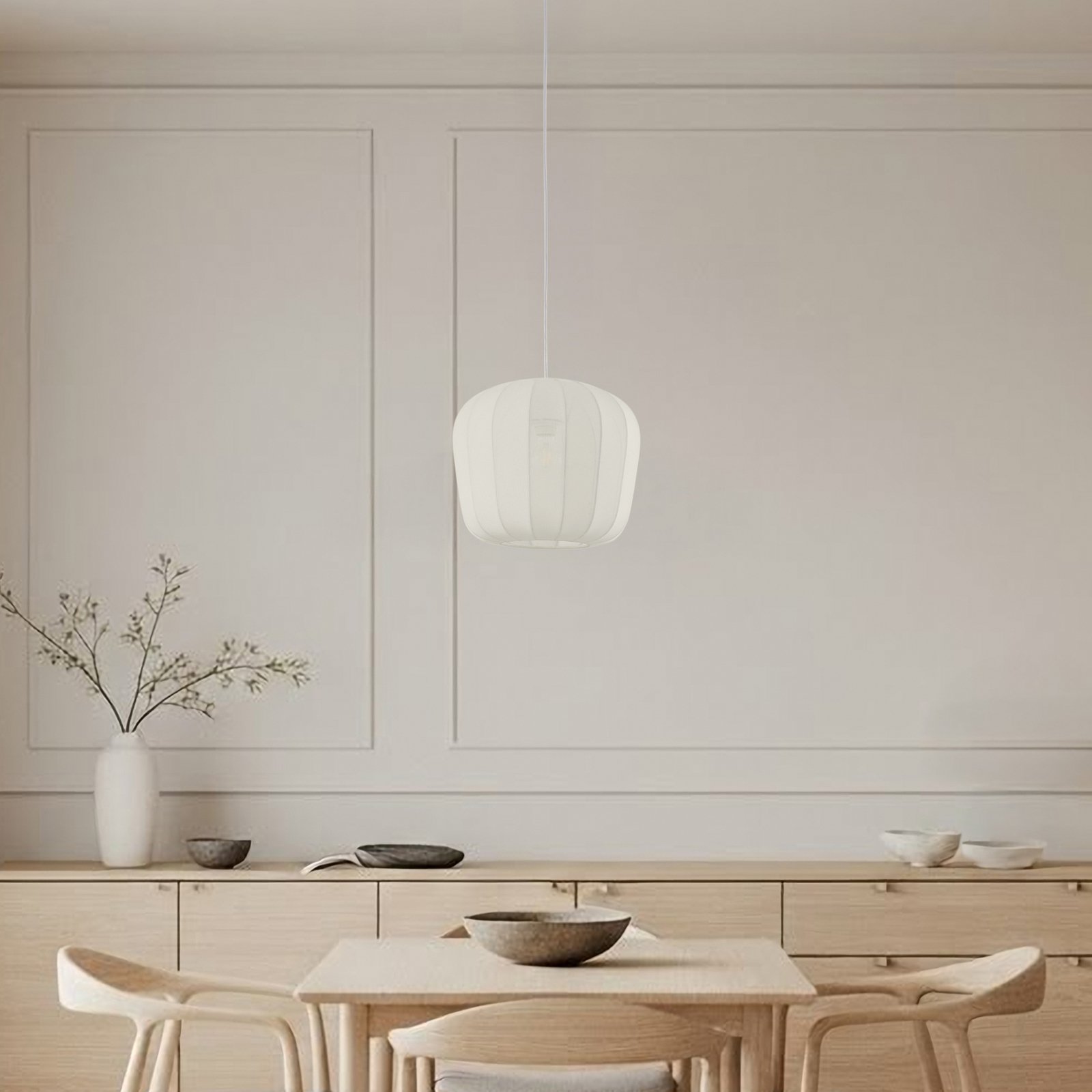 Lampa wisząca Helin marki Lindby, biała, Ø 35 cm, tkanina