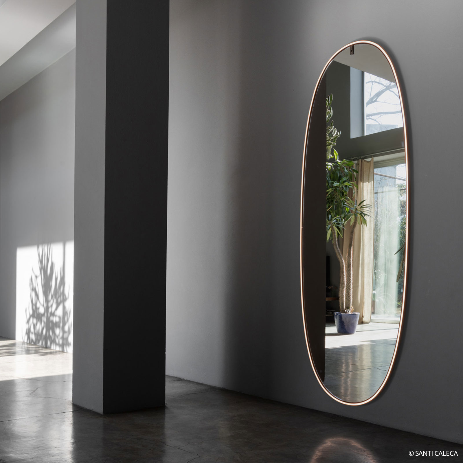 FLOS La Plus Belle LED wall mirror