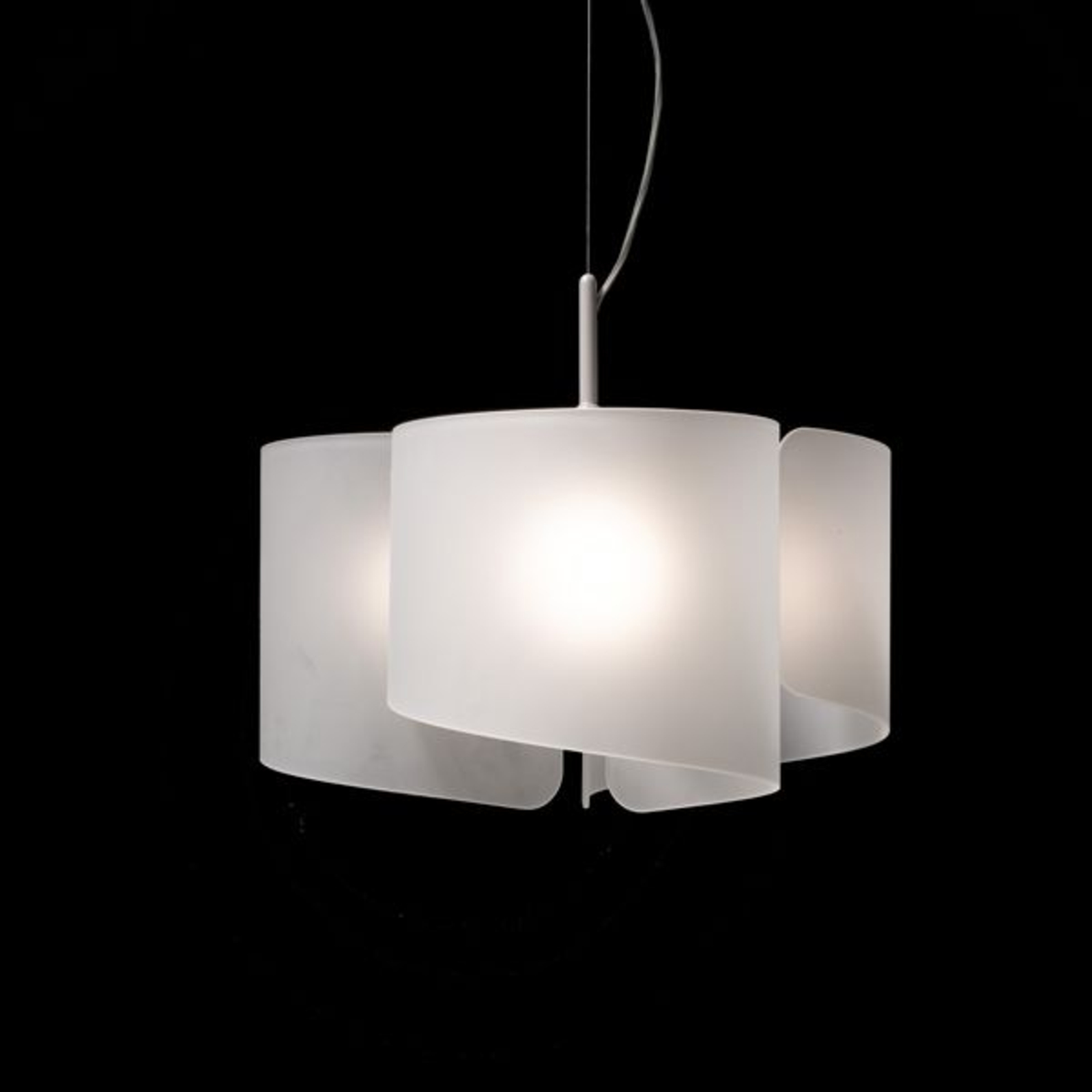 Top-class hanging light Papiro