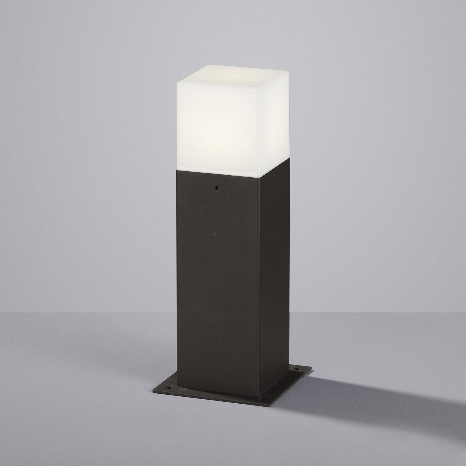 LED-pollarivalaisin HUDSON, antrasiitti, korkeus 30 cm, metalli IP44 LED-pollarivalaisin HUDSON, antrasiitti, korkeus 30 cm, metalli IP44