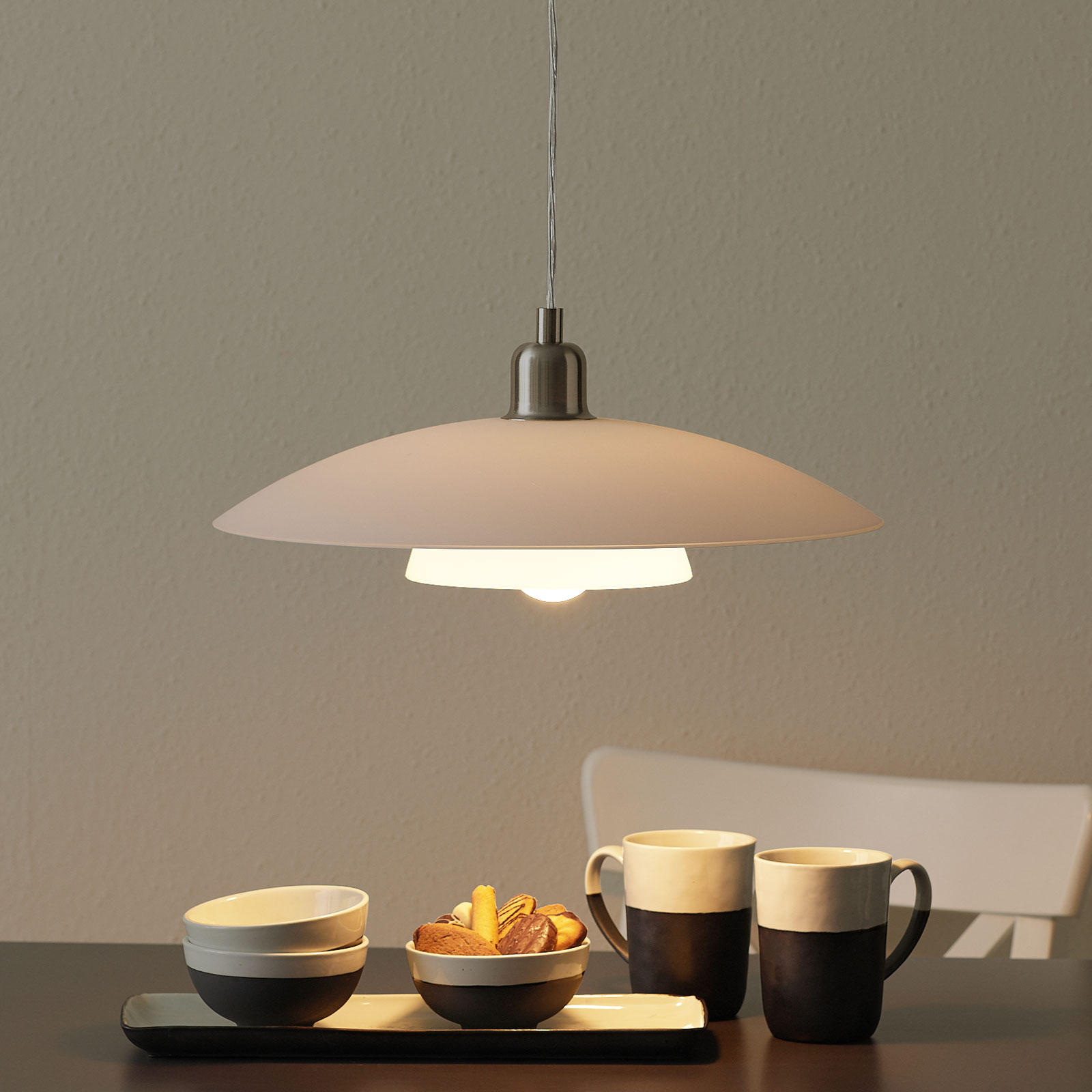 EGLO Attractive hanging light Brenda, for Living / Dining Room, glass, steel, E27, 60 W, energy efficiency: A++