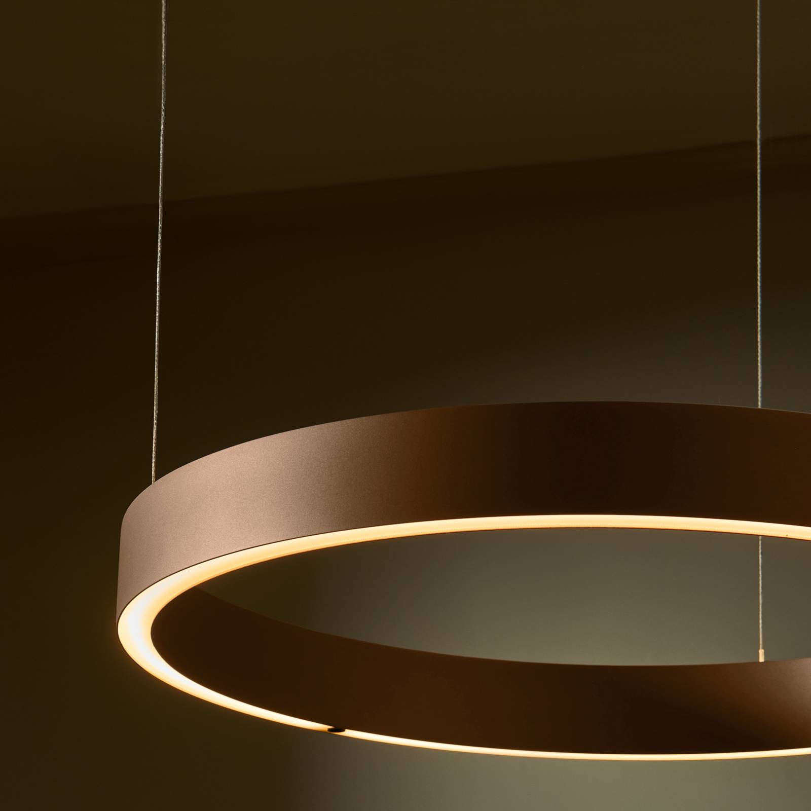 LOOM DESIGN żyrandol LED Velora w kolorze karmelowo-brązowym, Ø60 cm,