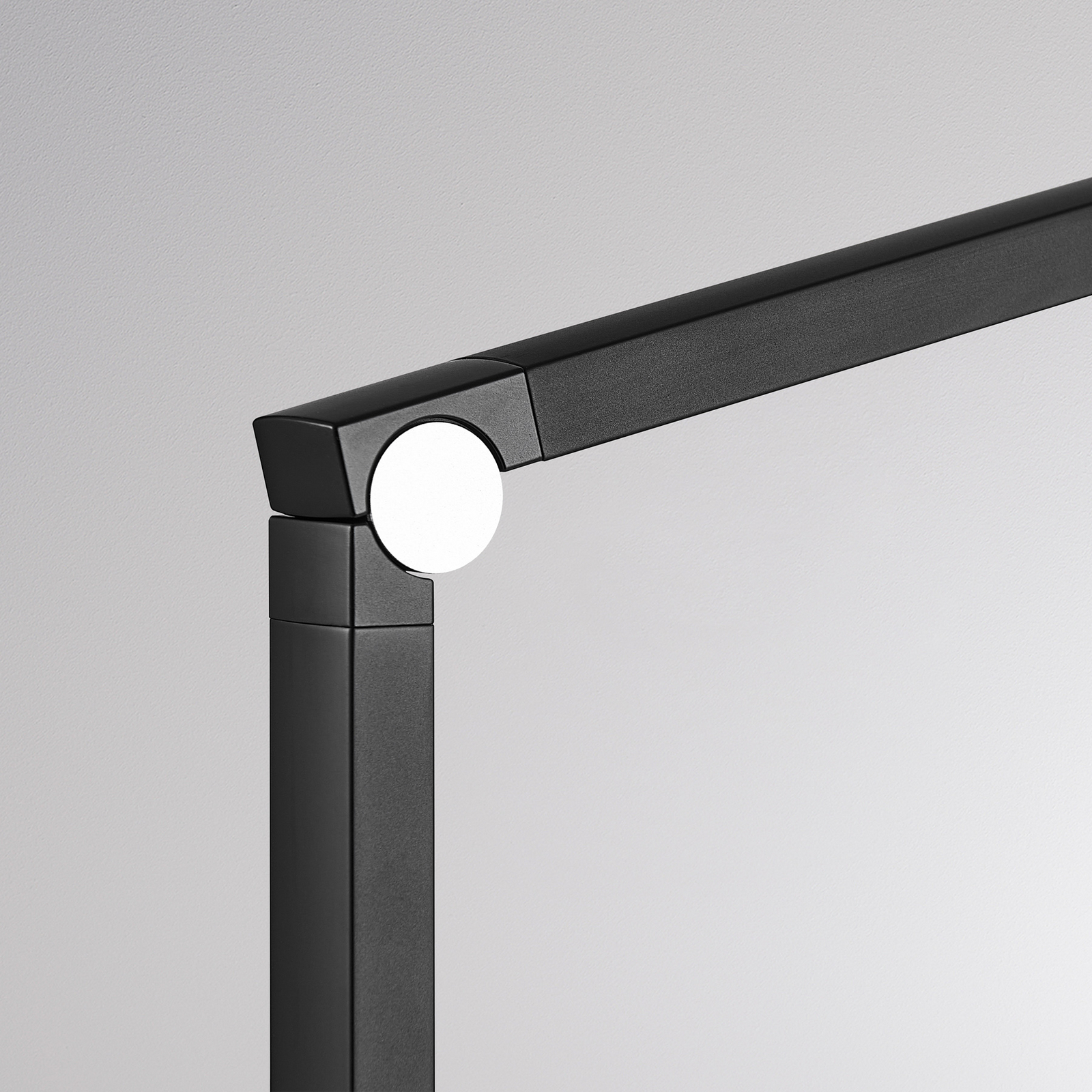 Lámpara de mesa LED FLOYD ACCU, negra, 55 cm, CCT, atenuable