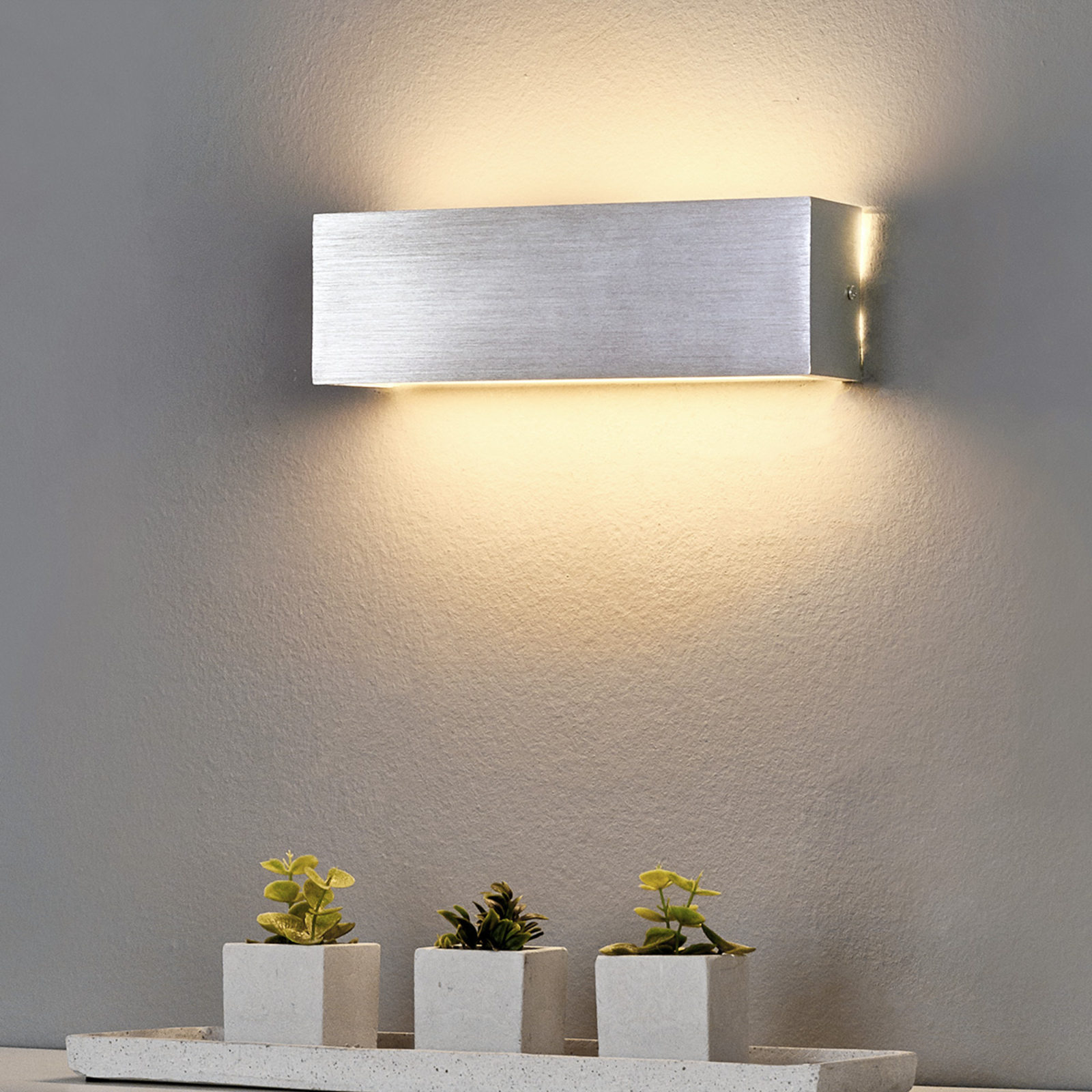 Lindby Square aluminium LED wall lamp Ranik, for Hallway, Aluminium, metal, glass, 7 W, energy efficiency: A+, W: 25 cm, H: 8 cm