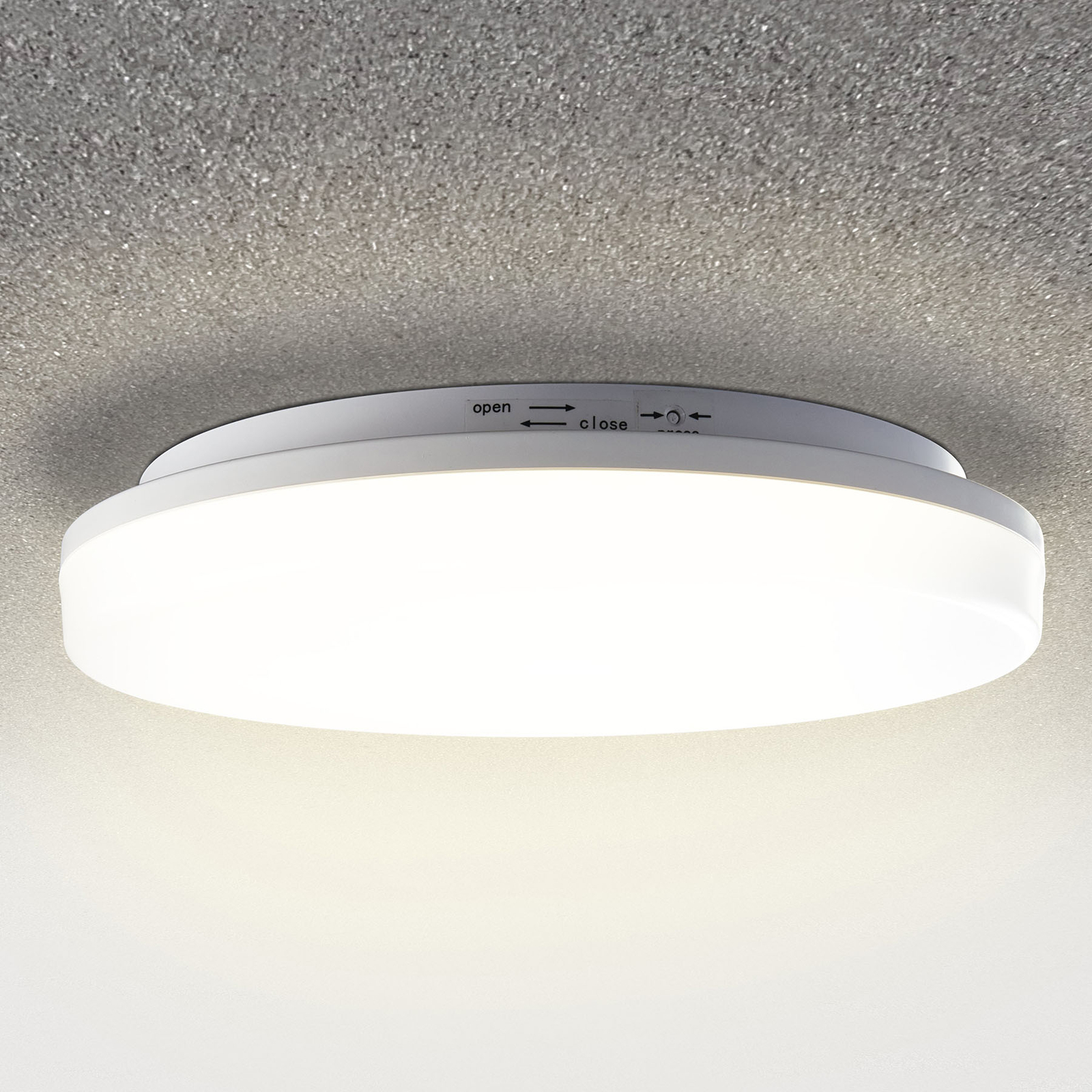 LED ceiling light Pronto, round Form