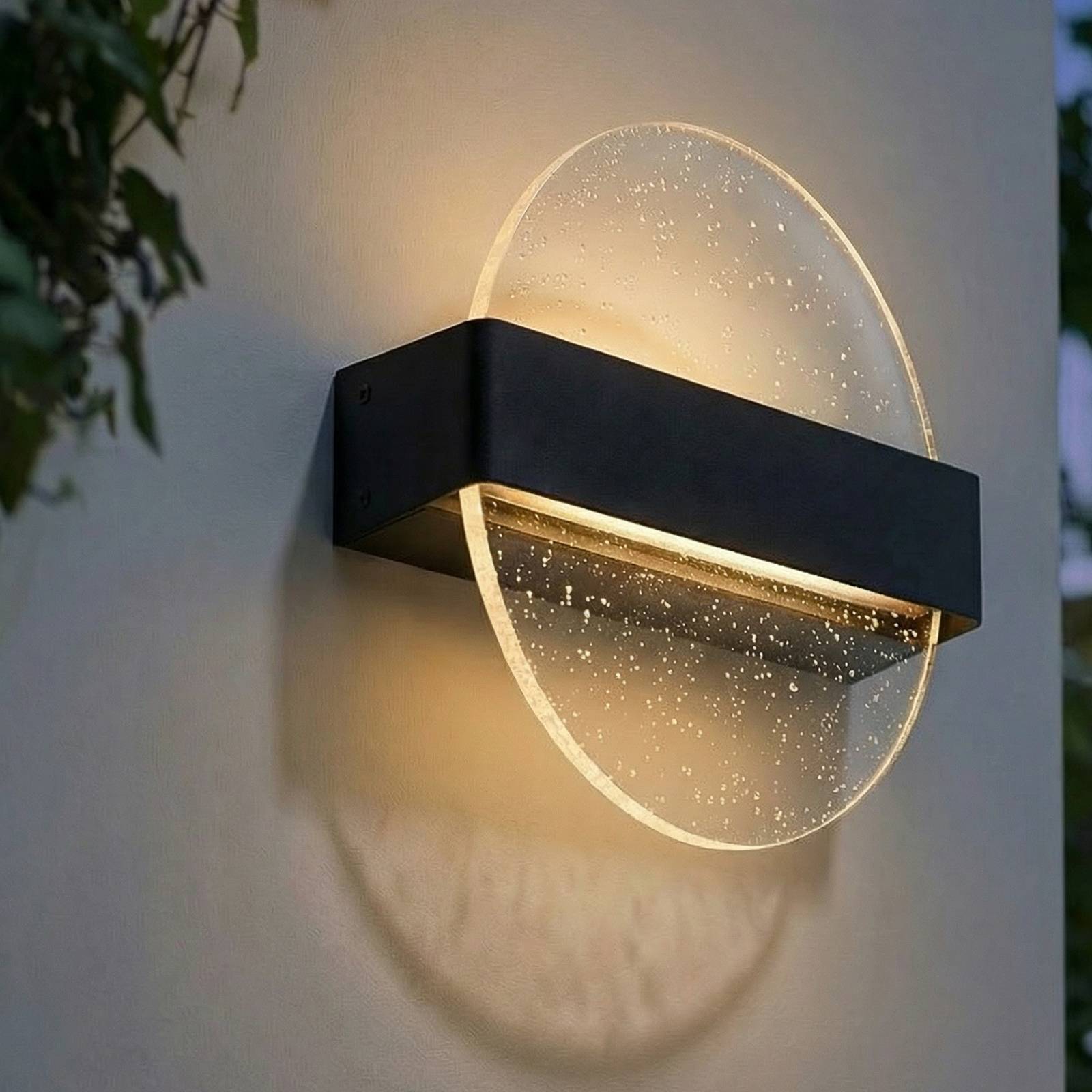 Lucande LED wandlamp Narkelo, zwart/transparant, CCT, IP44