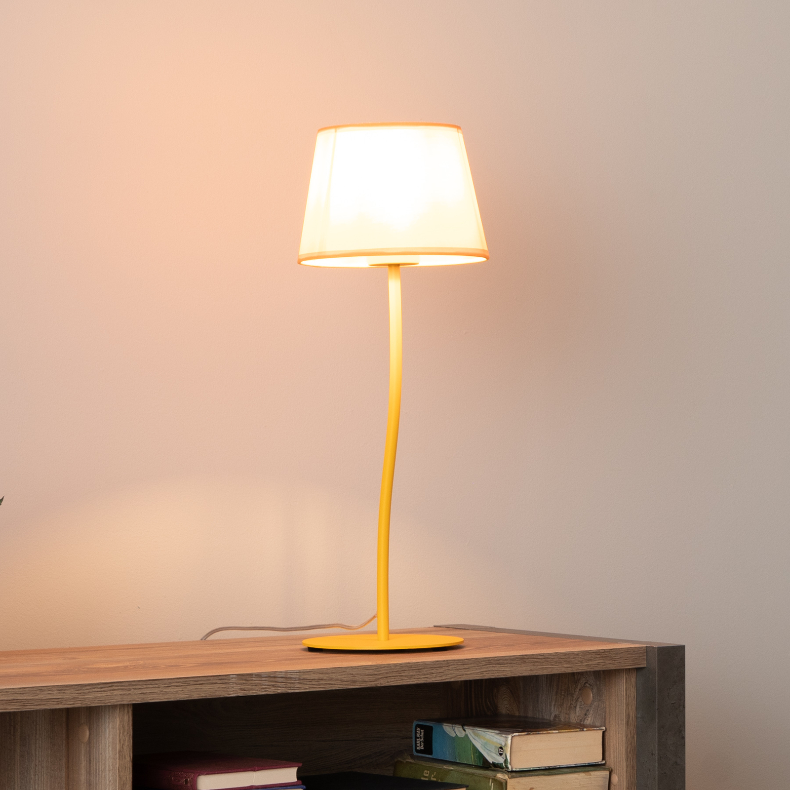 Lampa stołowa Nicola, żółta