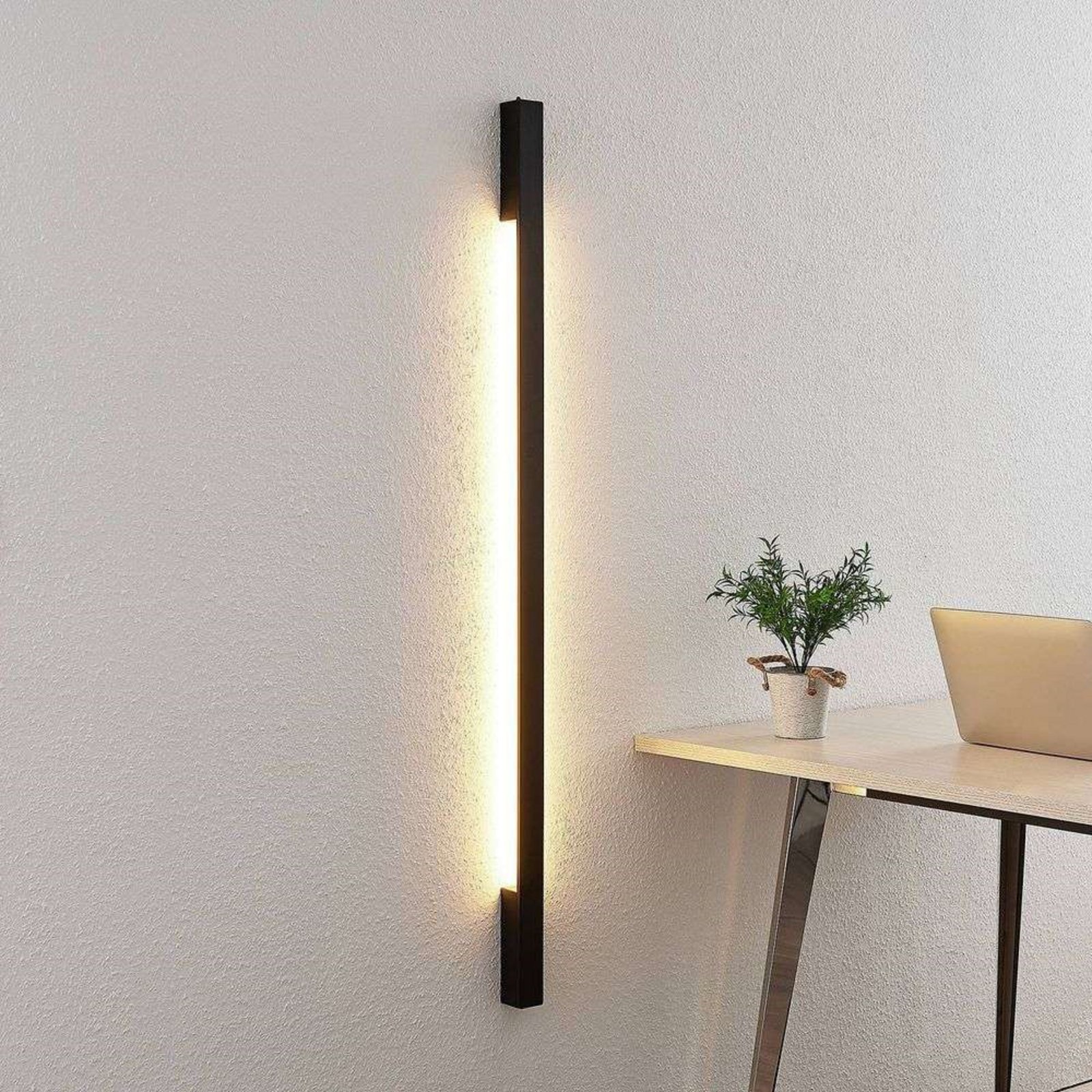 Ivano Wall Lamp H130 Black - Arcchio