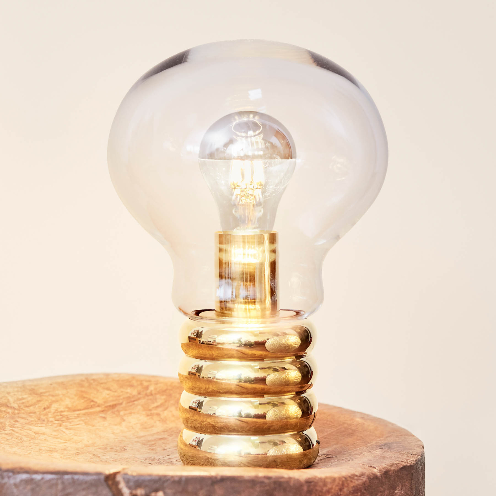 Ingo Maurer Bulb Brass -LED-pöytälamppu, messinki