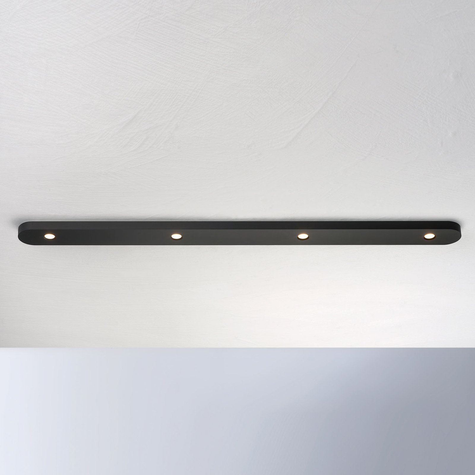 Stropné svietidlo Bopp Close LED, štyri svetlá, čierne