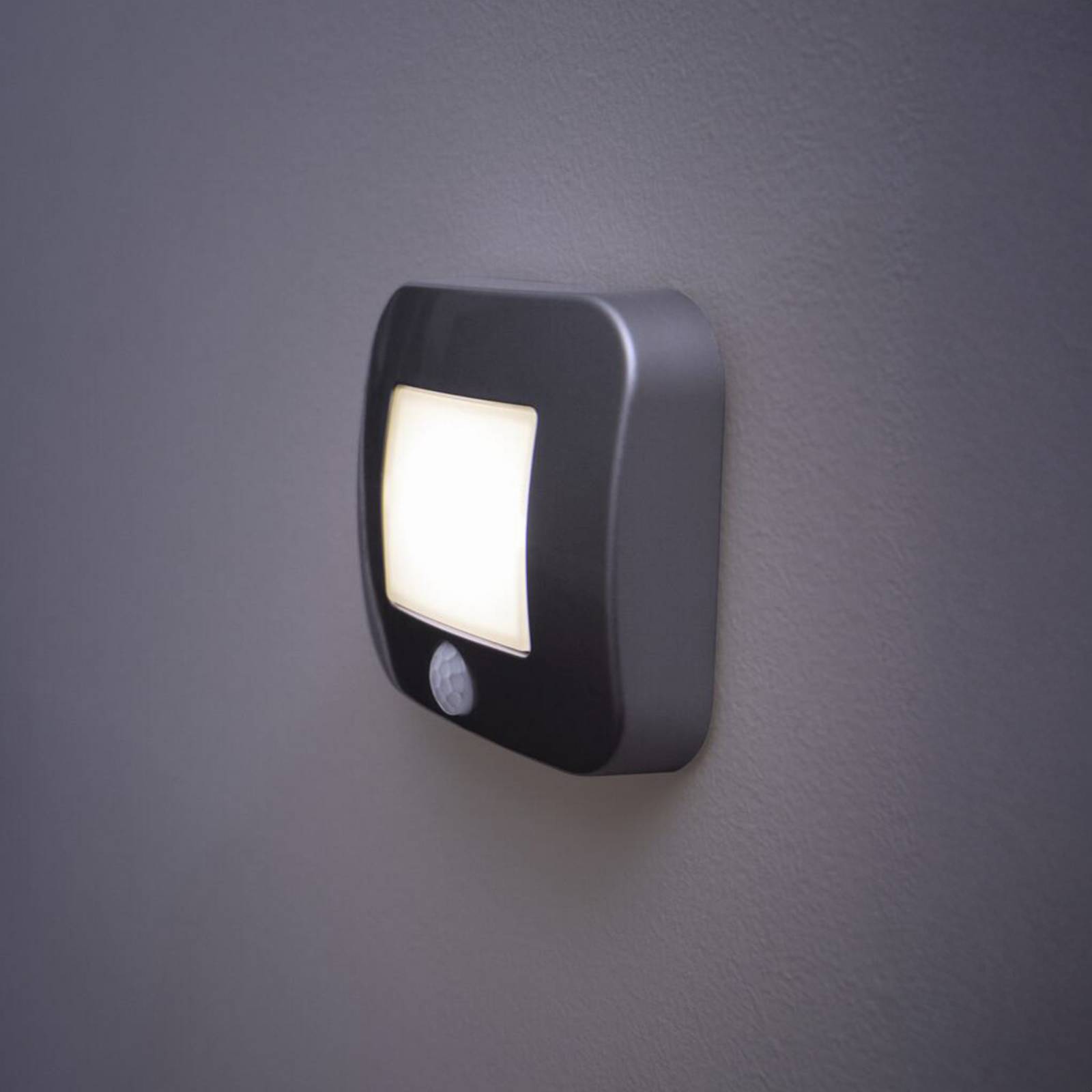OSRAM Lampka nocna LED NIGHTLUX HALL biała Czujnik Bateria IP54