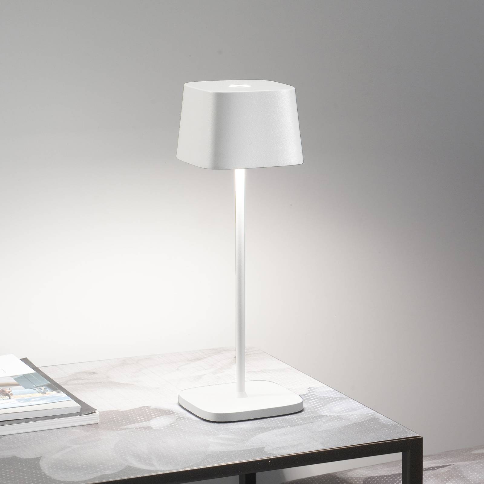 Zafferano Ofelia 3K Lampe de table à accu IP65 blanc