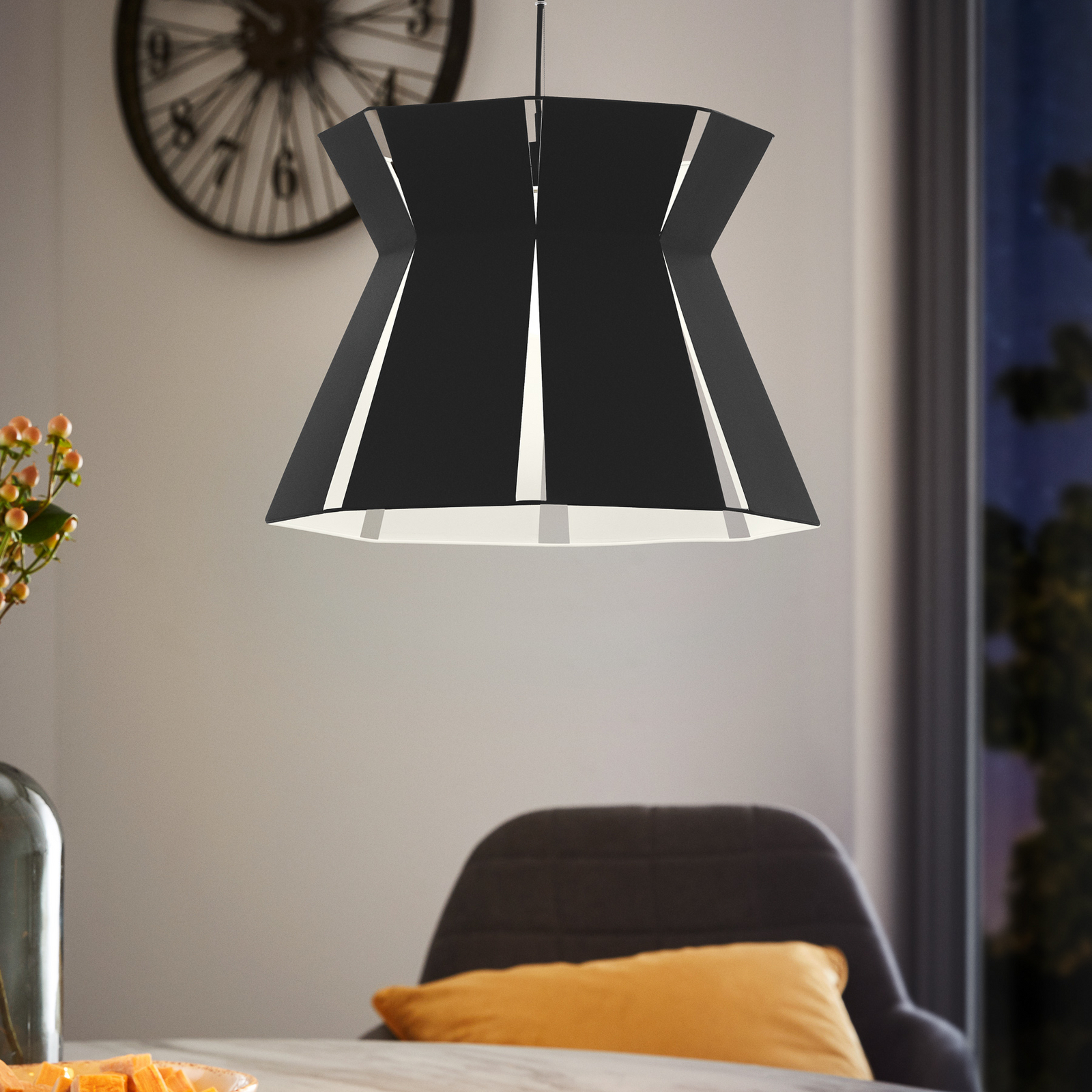 "Valecrosia" pakabinamas šviestuvas, juodas, Ø 42 cm "Valecrosia" pakabinamas šviestuvas, juodas, Ø 42 cm