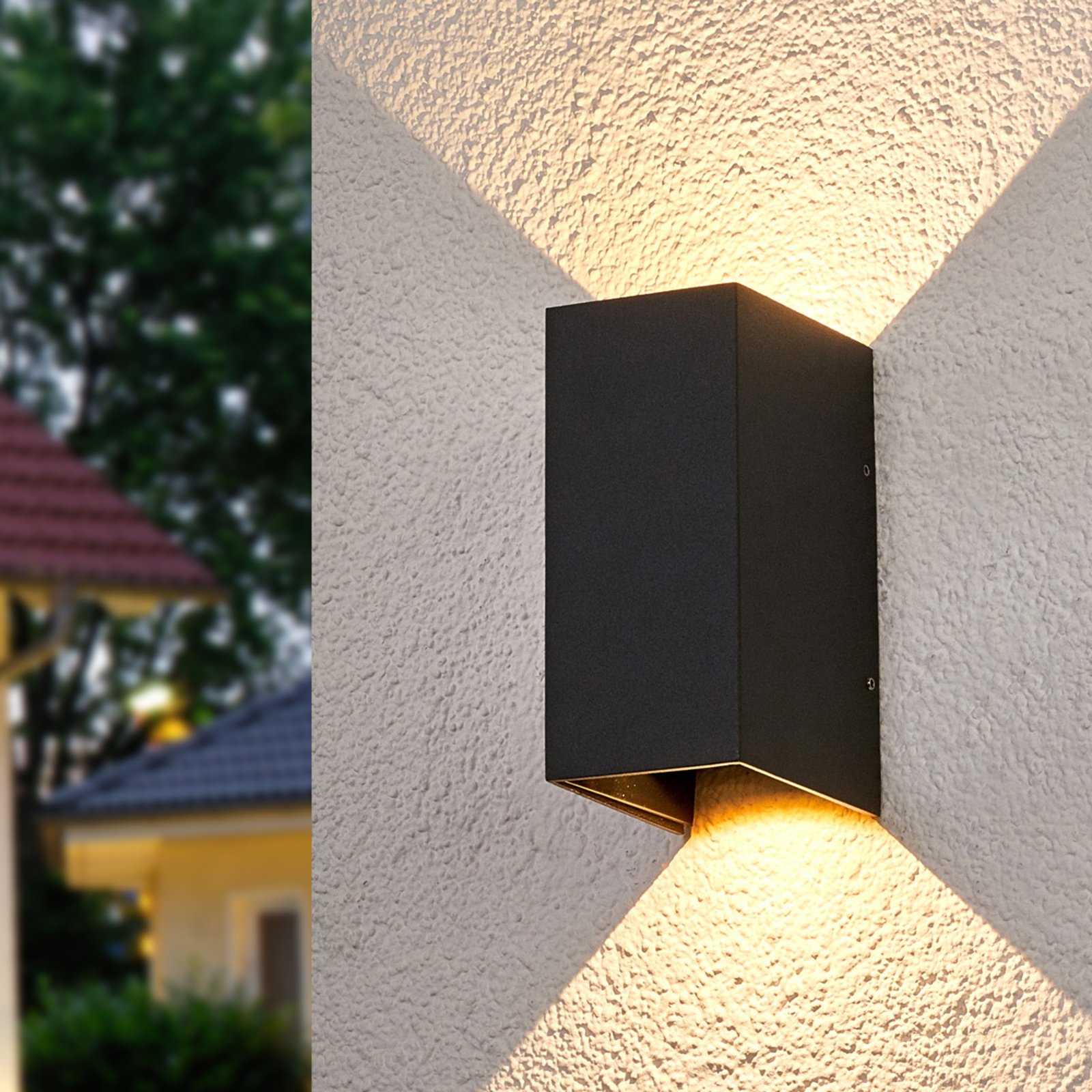 Lucande Tosidig lysende LED-vegglampe Kimian, utebruk - moderne utelampe vegg - trykkst?pt aluminium, glass