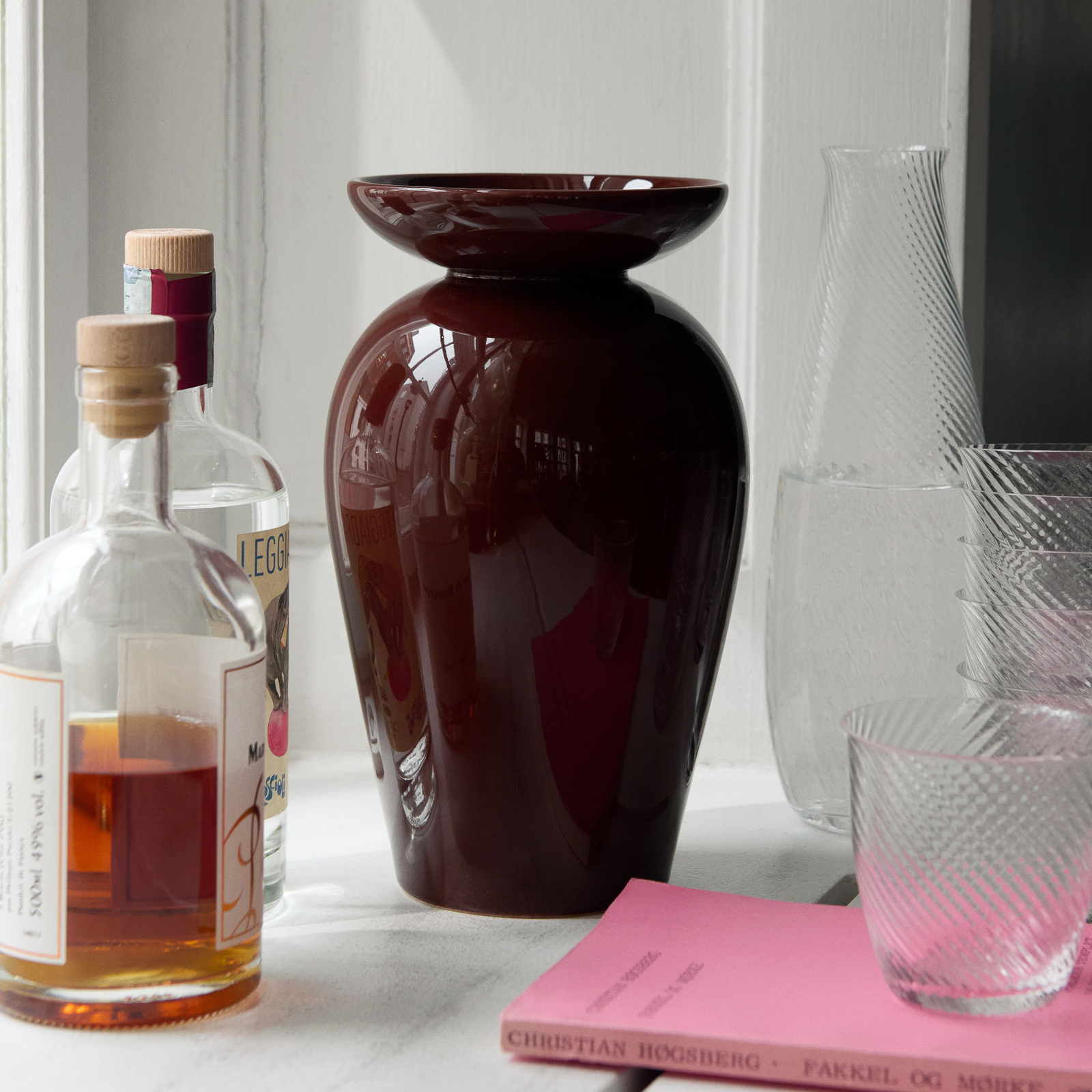 Momento JH47 Vase rotbraun 24 cm hoch Keramik - &Tradition