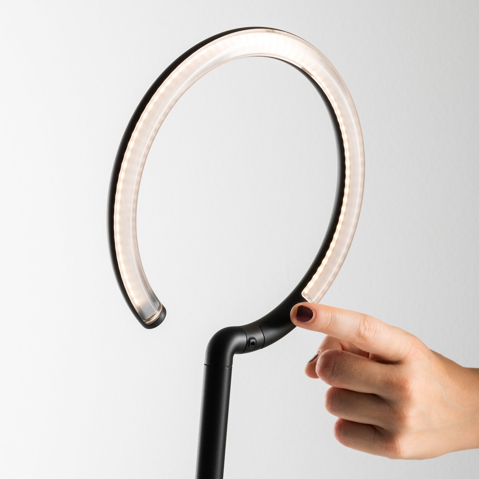 Vine Light Table Lamp Black - Artemide