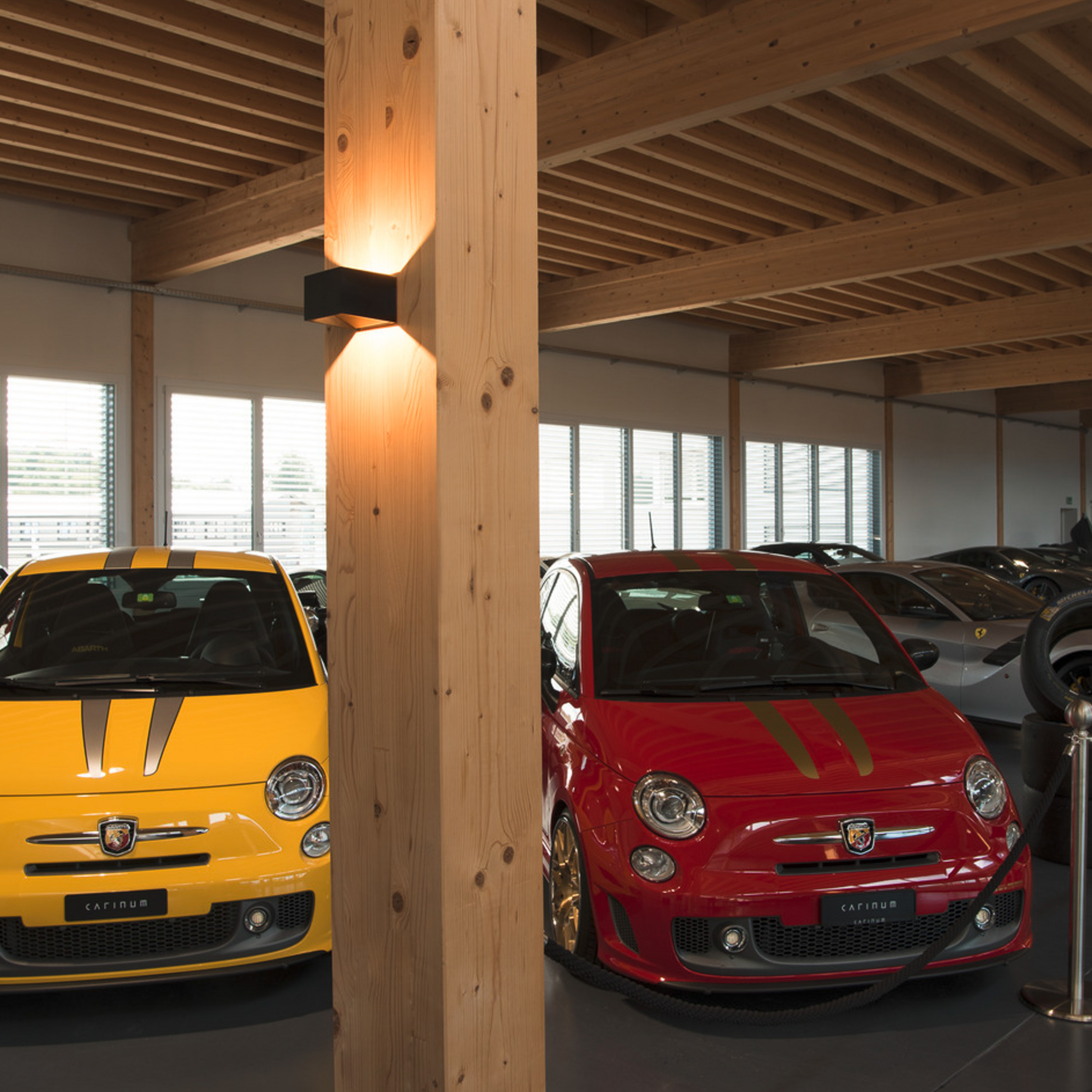 SLV kinkiet LED Logs In, czarny/biały, aluminium, szerokość 10 cm