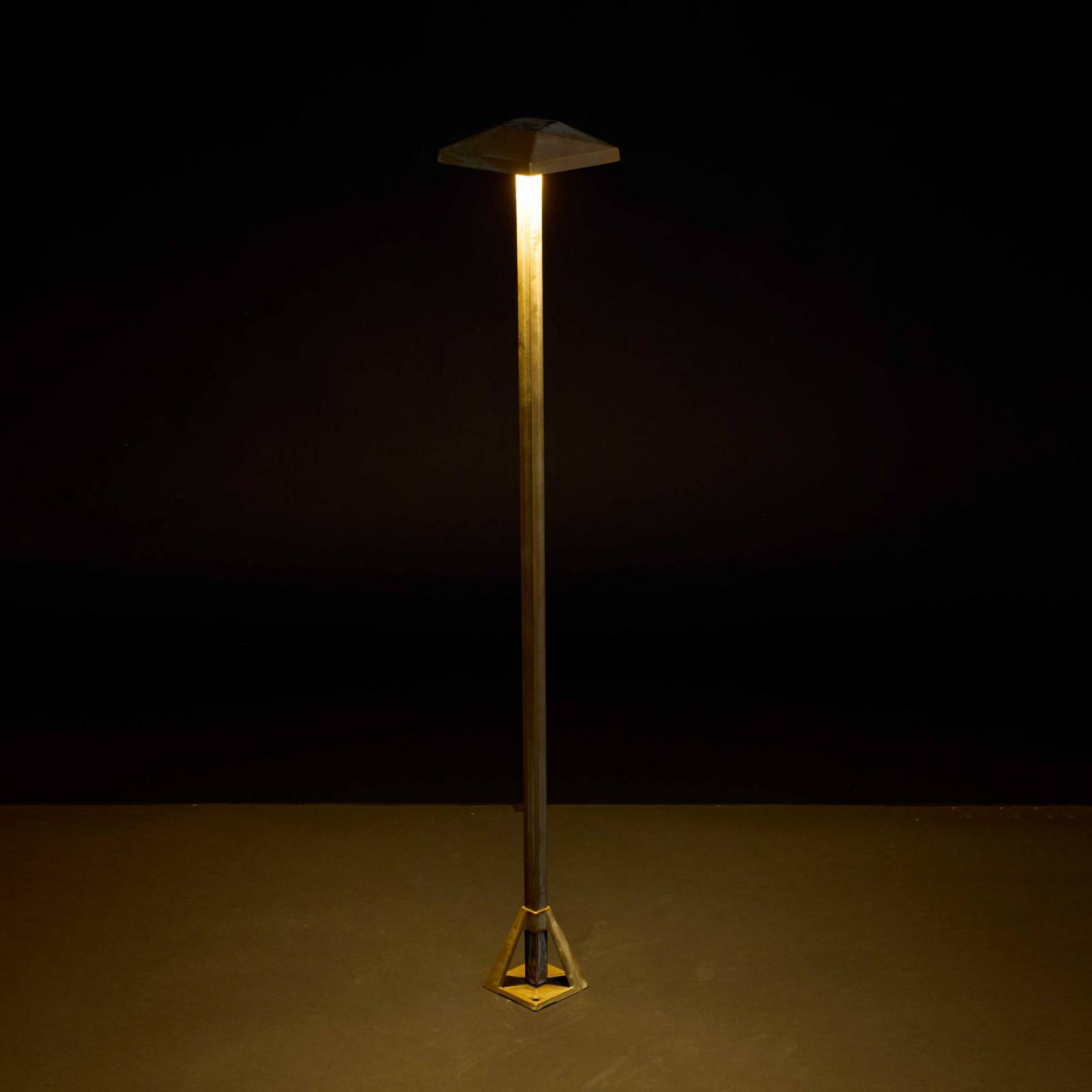Moretti Luce LED tuinpadverlichting Aura Edge, hoogte 80 cm, antiek messing, IP65