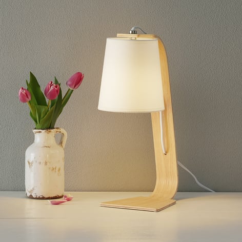 Vit träbordslampa Nordic med tygskärm