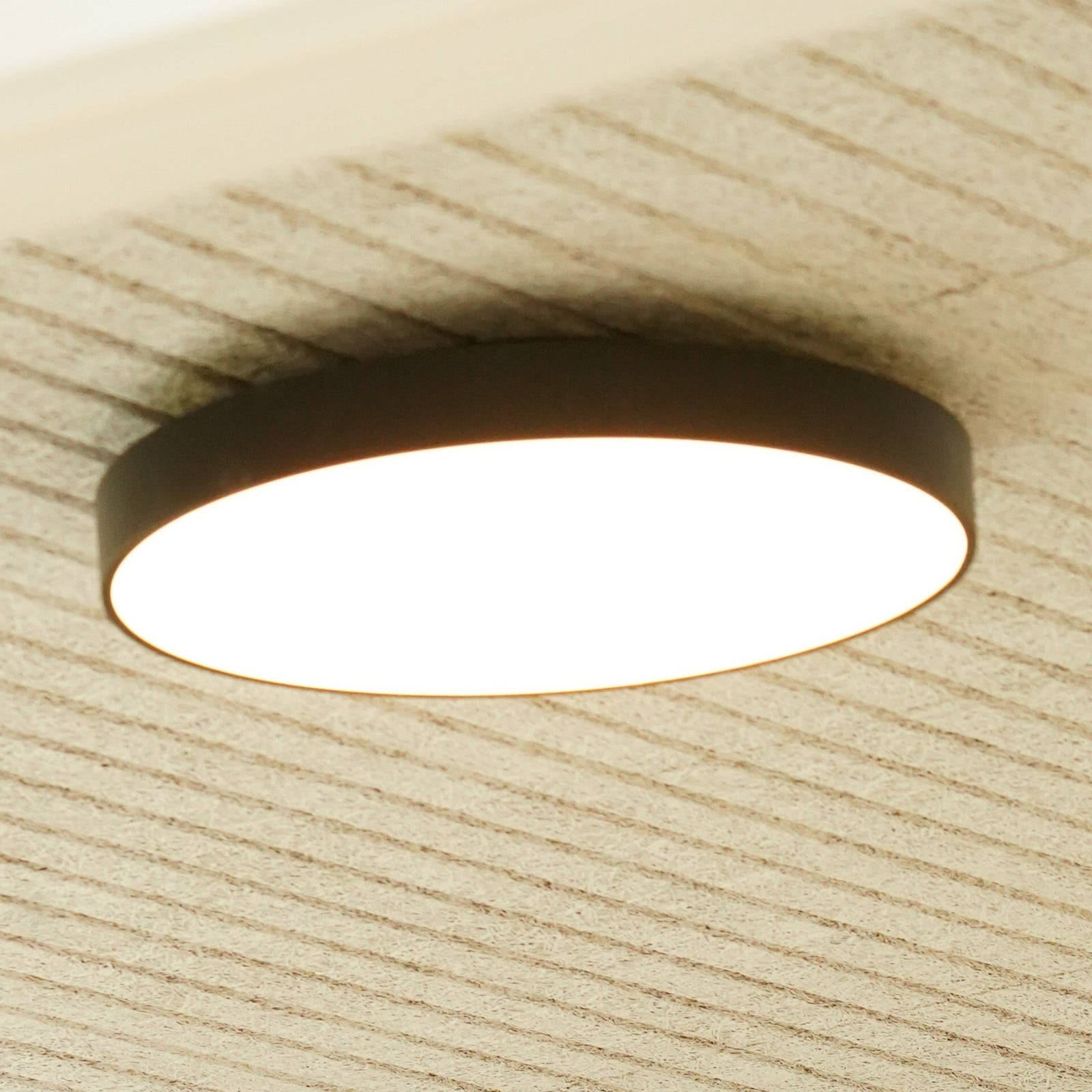 Luna C450 LED-taklampe, svart, Ø 45 cm CCT – Antidark - Stue - Aluminium - Med en lyskilde