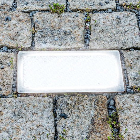 Päällä kävelyn kestävä Mukulakivi 20 -LED-maavalo