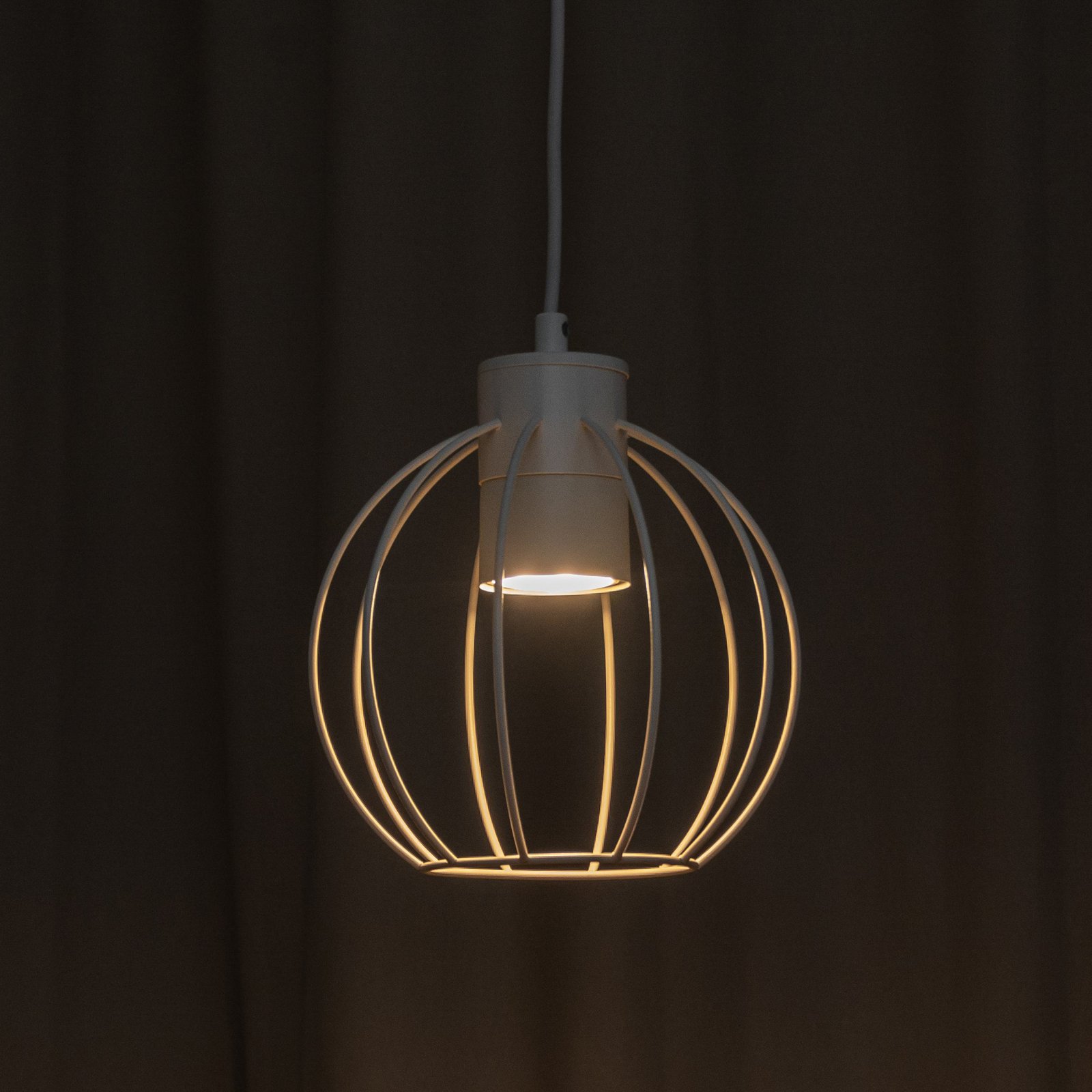 Lampa wisząca STARLIGHT, kremowa biel, 1-punktowa, Ø 18 cm, metal