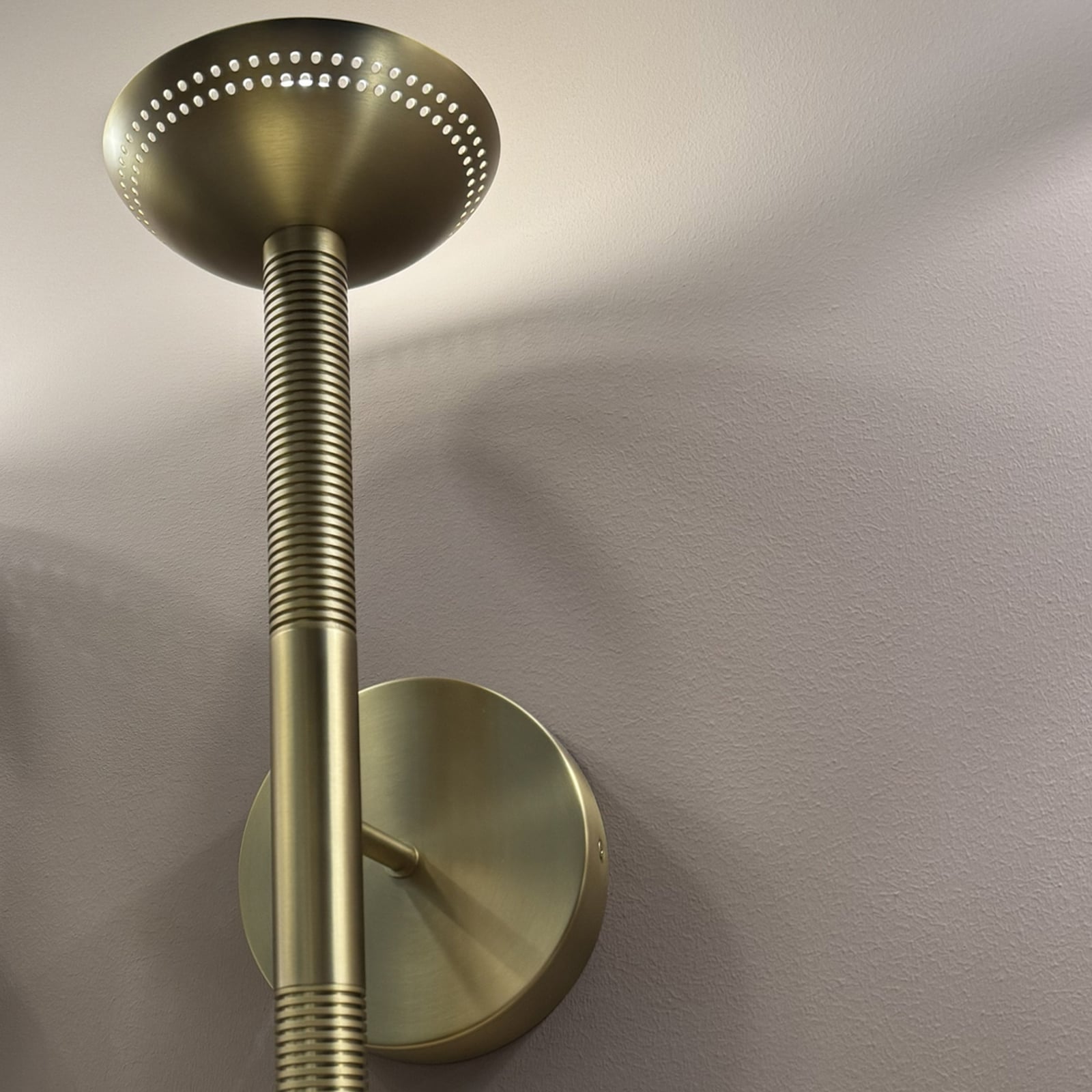 Candeeiro de parede LED Arden, dourado, 57 cm, 2 lâmpadas, metal, regulável - Candeeiro de parede LED Arden, dourado, 57 cm, 2 lâmpadas, metal, regulável -