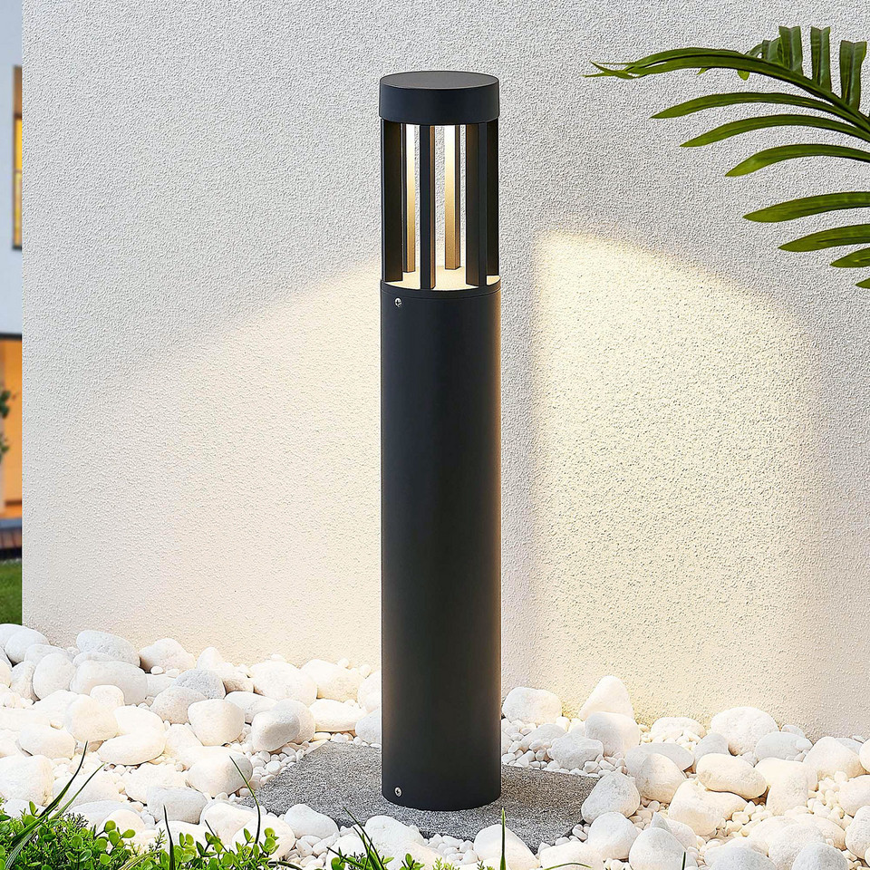 Lindby Jordis LED Trädgårdslampa H65, svart från Lindby