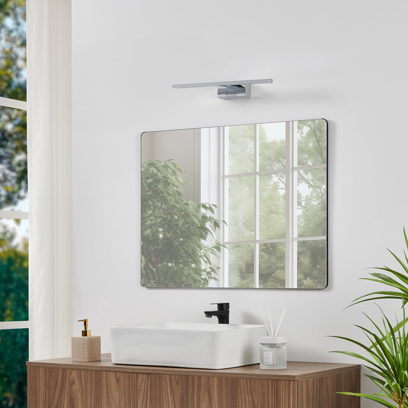 LED-Wandlampe Conettilla, chromfarben, Breite 40 cm IP44 CCT