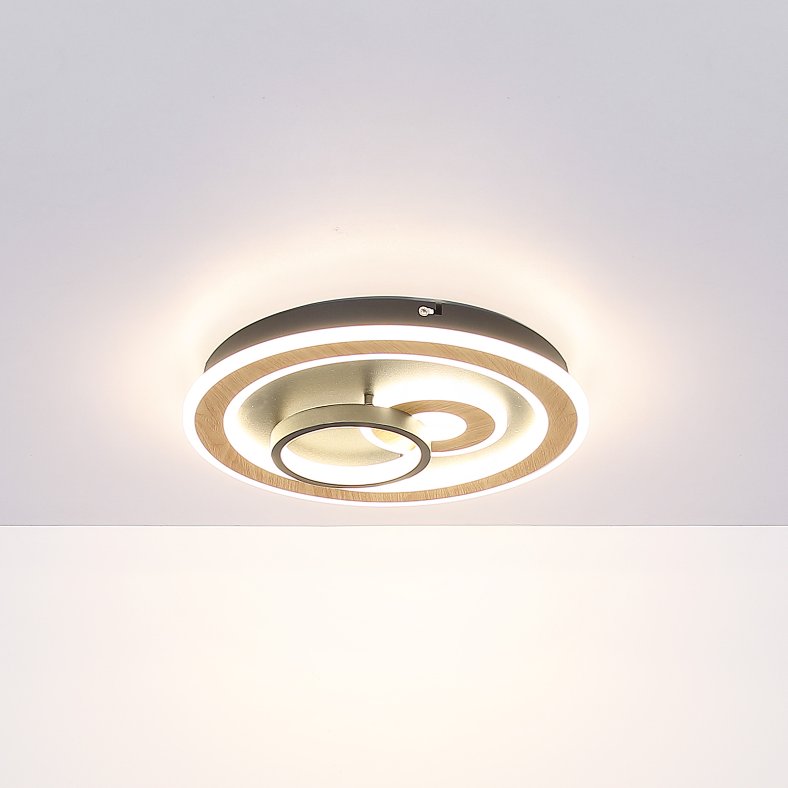 Smart LED ceiling lamp Chessy Ø 50 cm