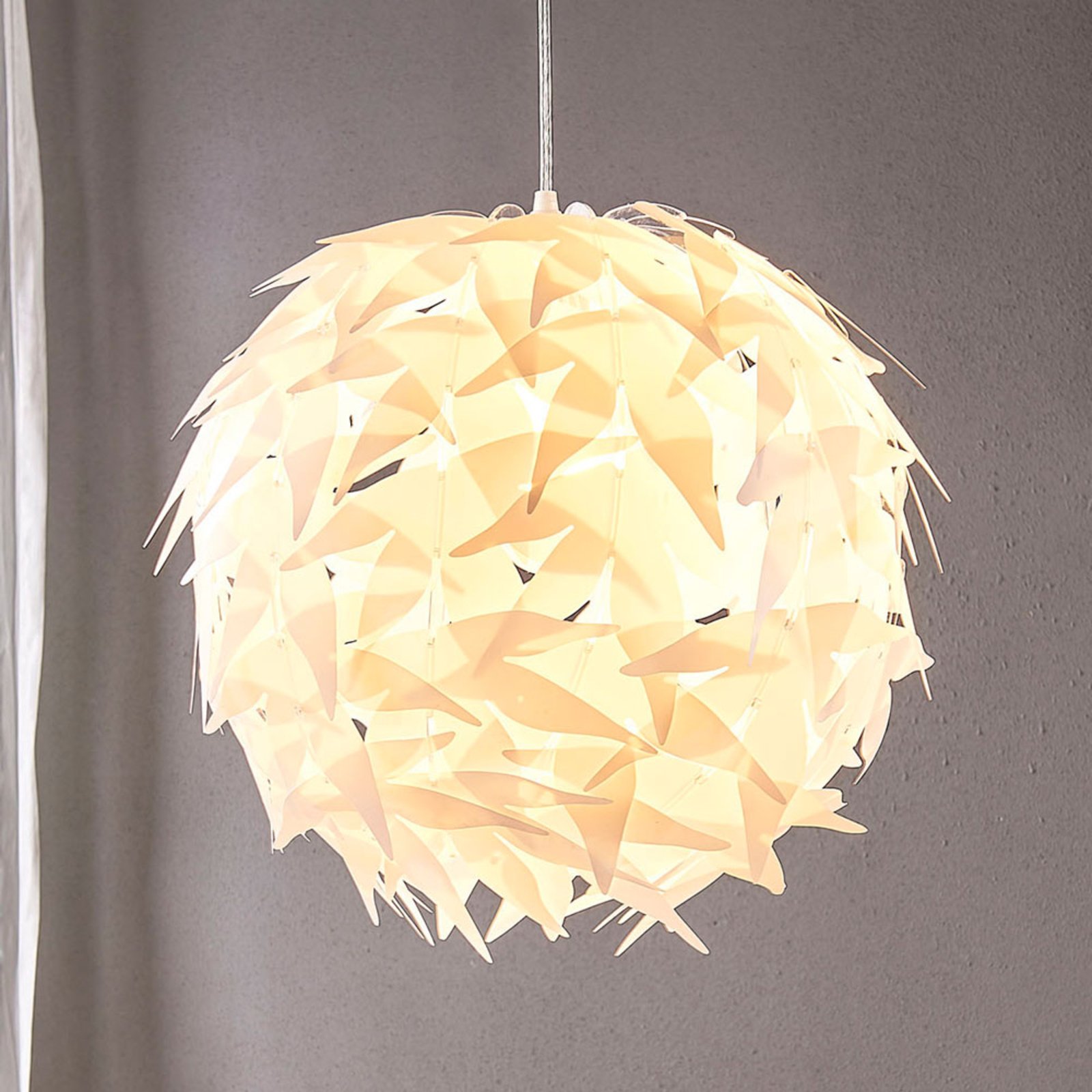 Lindby Spherical pendant light Corin in white, for Living / Dining Room, metal, PVC, E27, 60 W, energy efficiency: A++