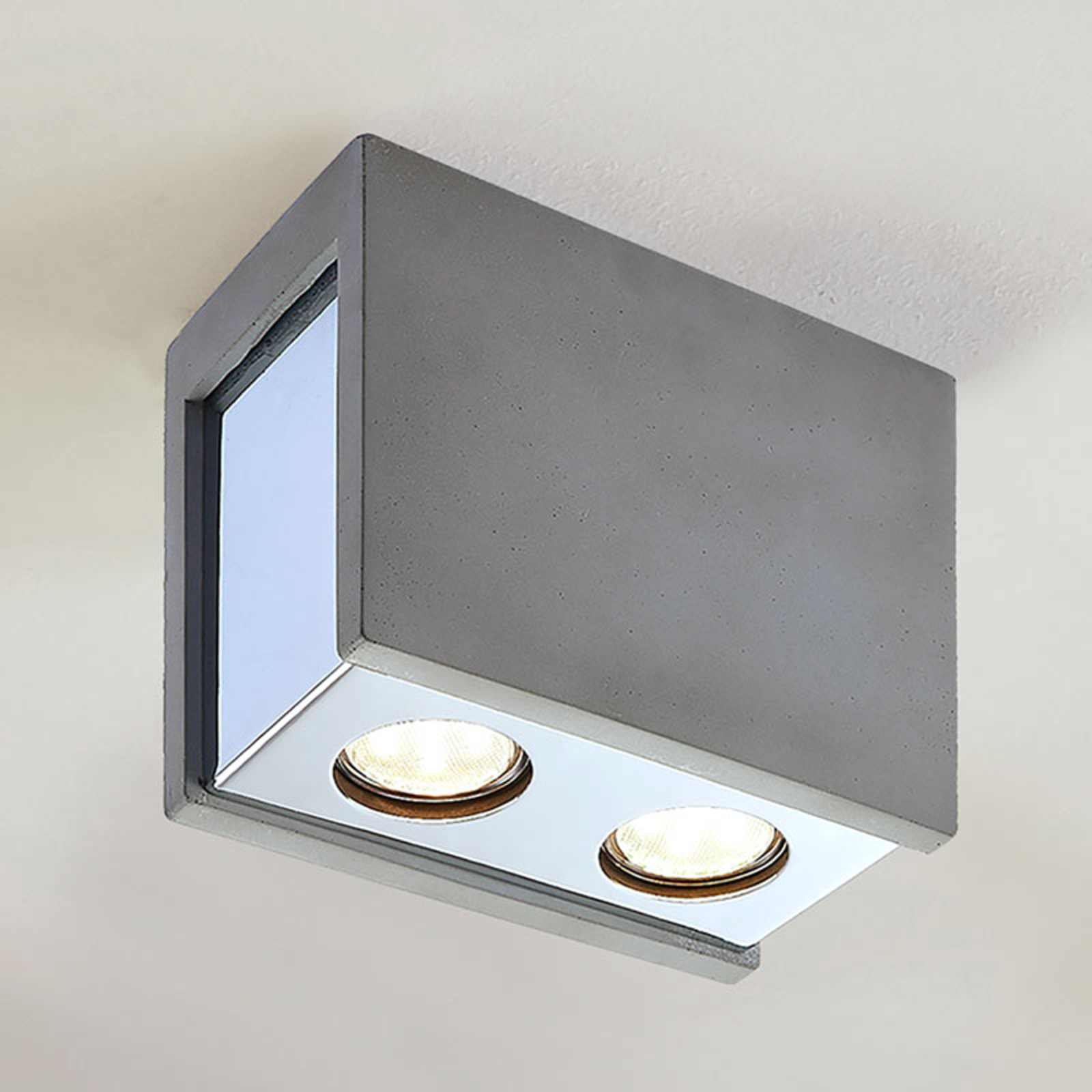 Beton-Deckenlampe Freyja, 2-flammig