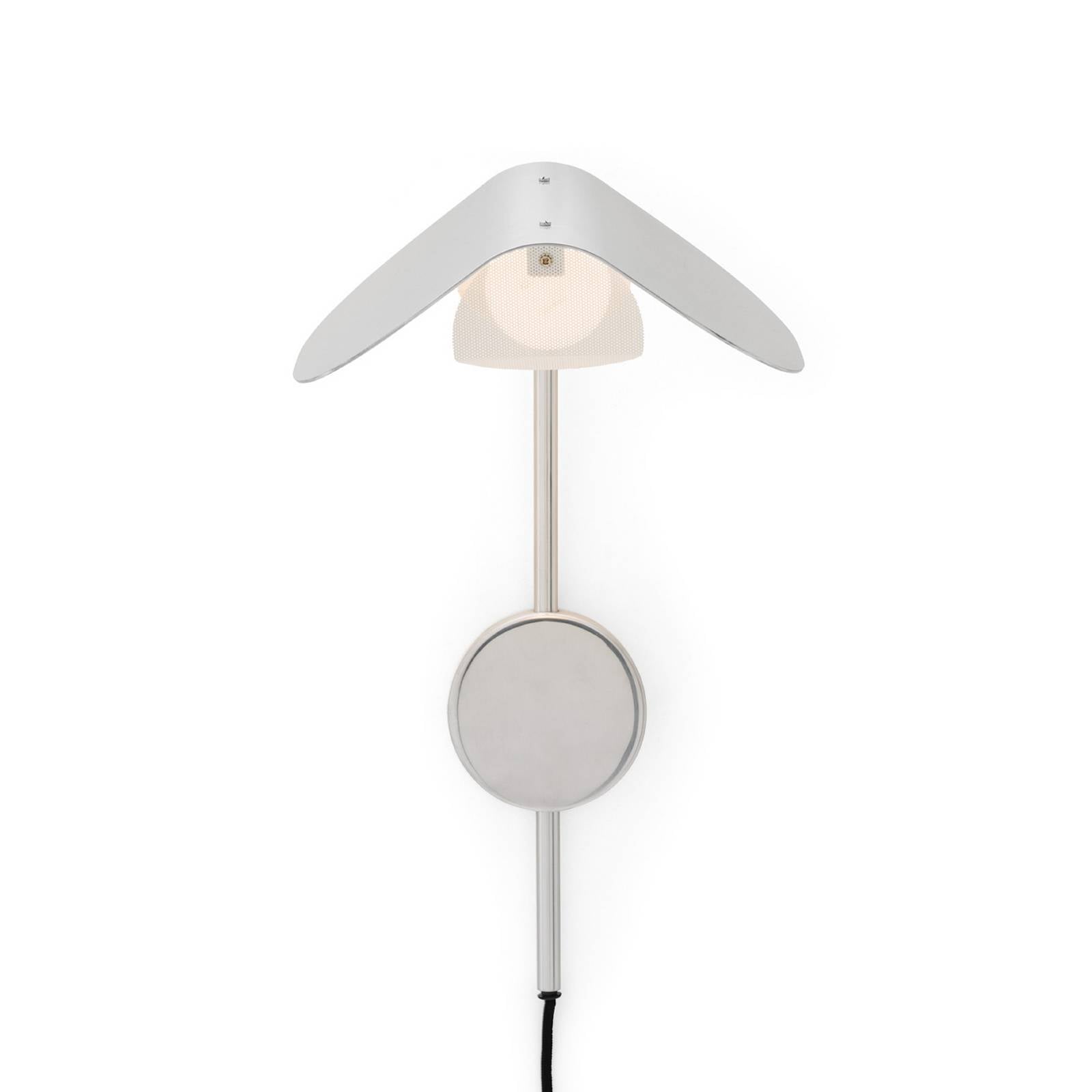 Lampa ścienna Audo Wing, aluminium, 47 cm, wtyczka, regulowany