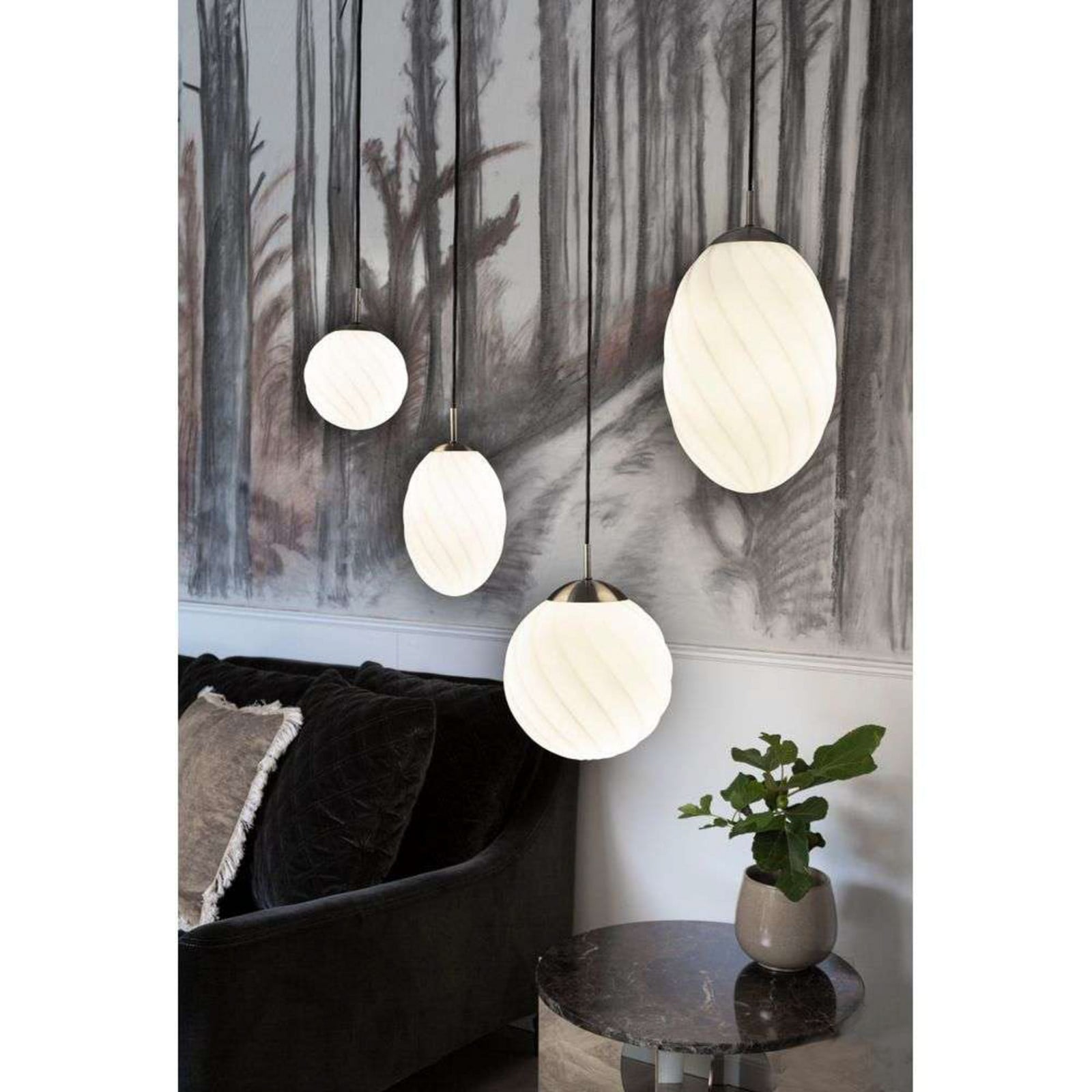 Twist Egg Pendel Ø25 Opal/Black Halo Design - Spisestue - Metal billede