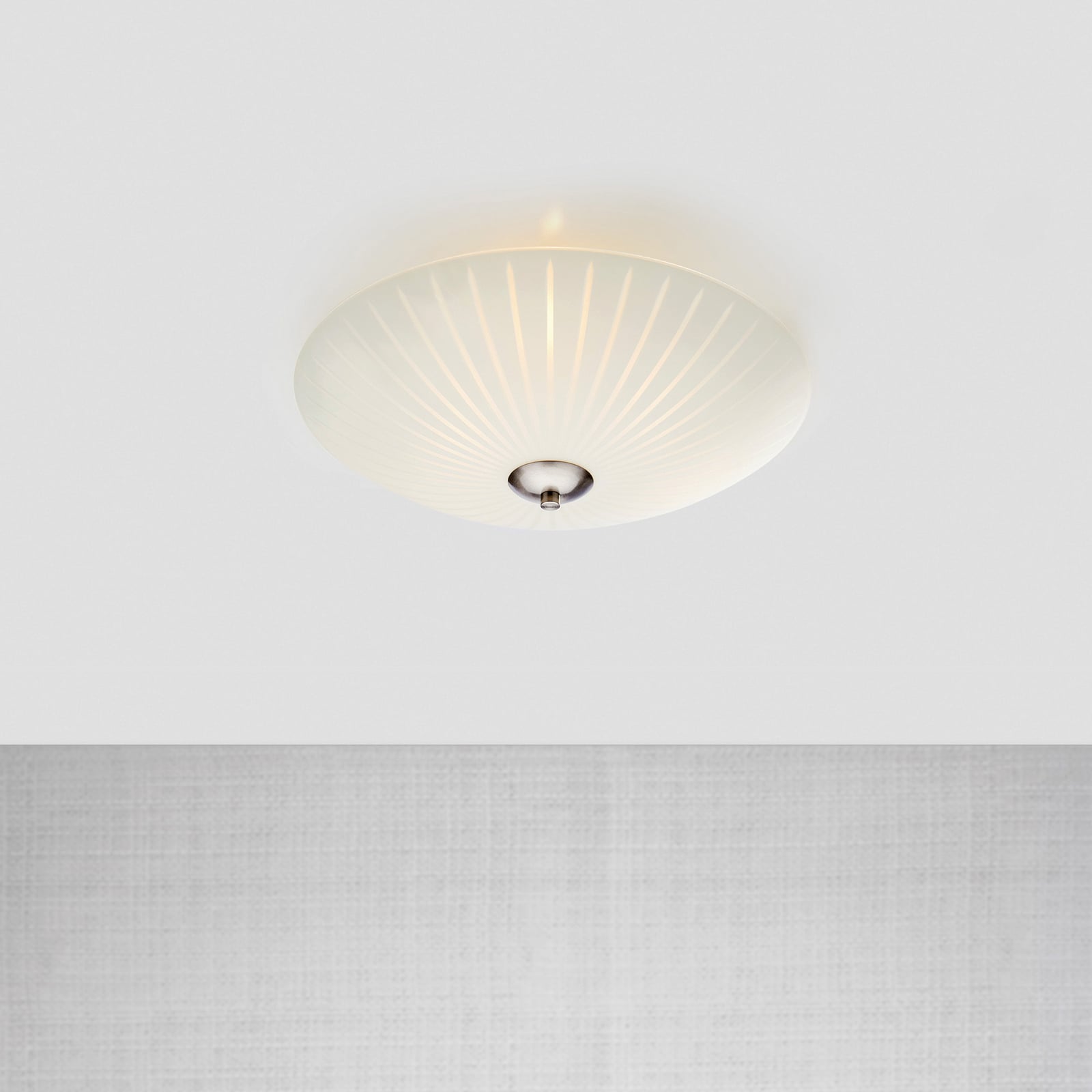Glas-Deckenleuchte Cut, Ø 43 cm Glas-Deckenleuchte Cut, Ø 43 cm