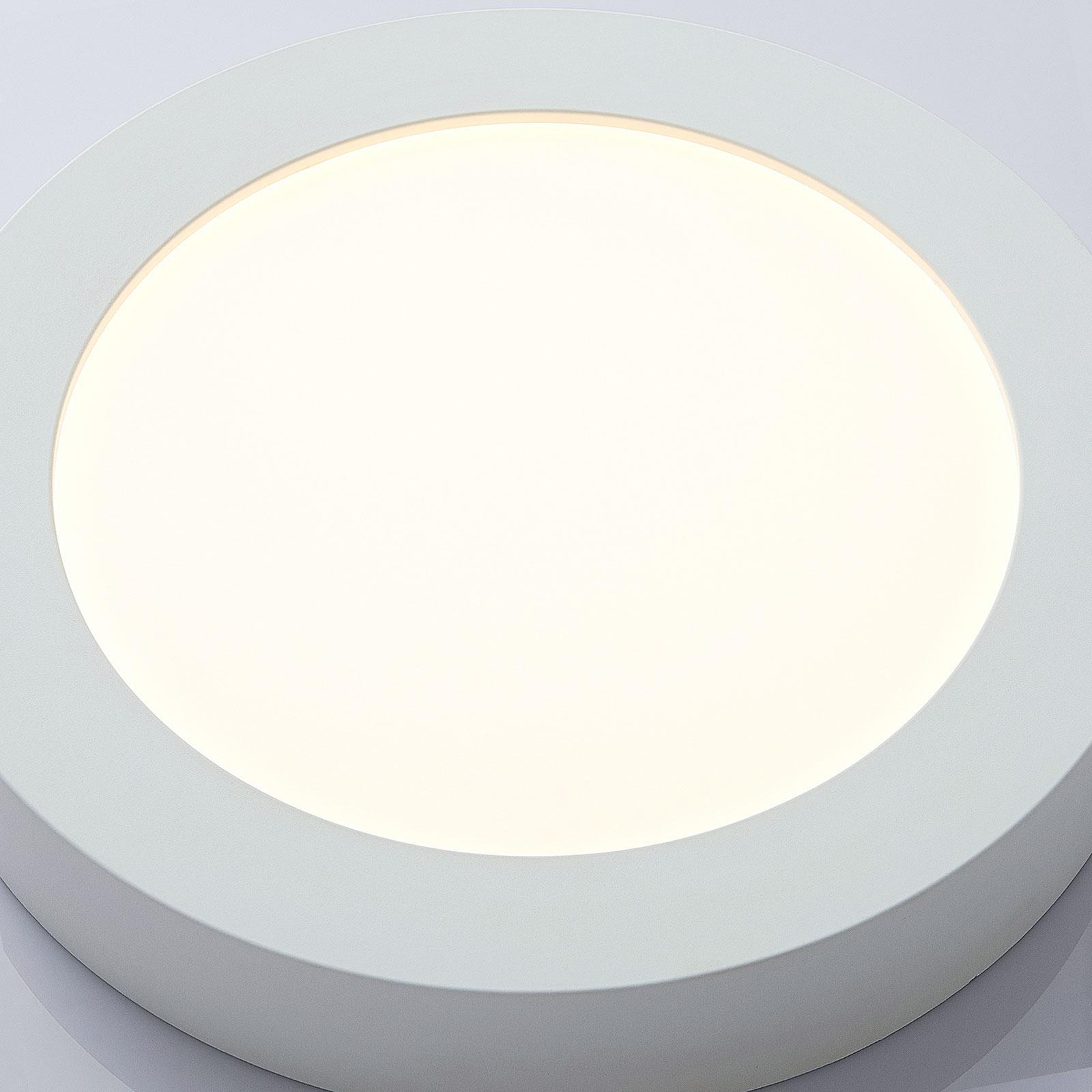 LED-loftlampe Marlo hvid 3000K rund 25,2cm