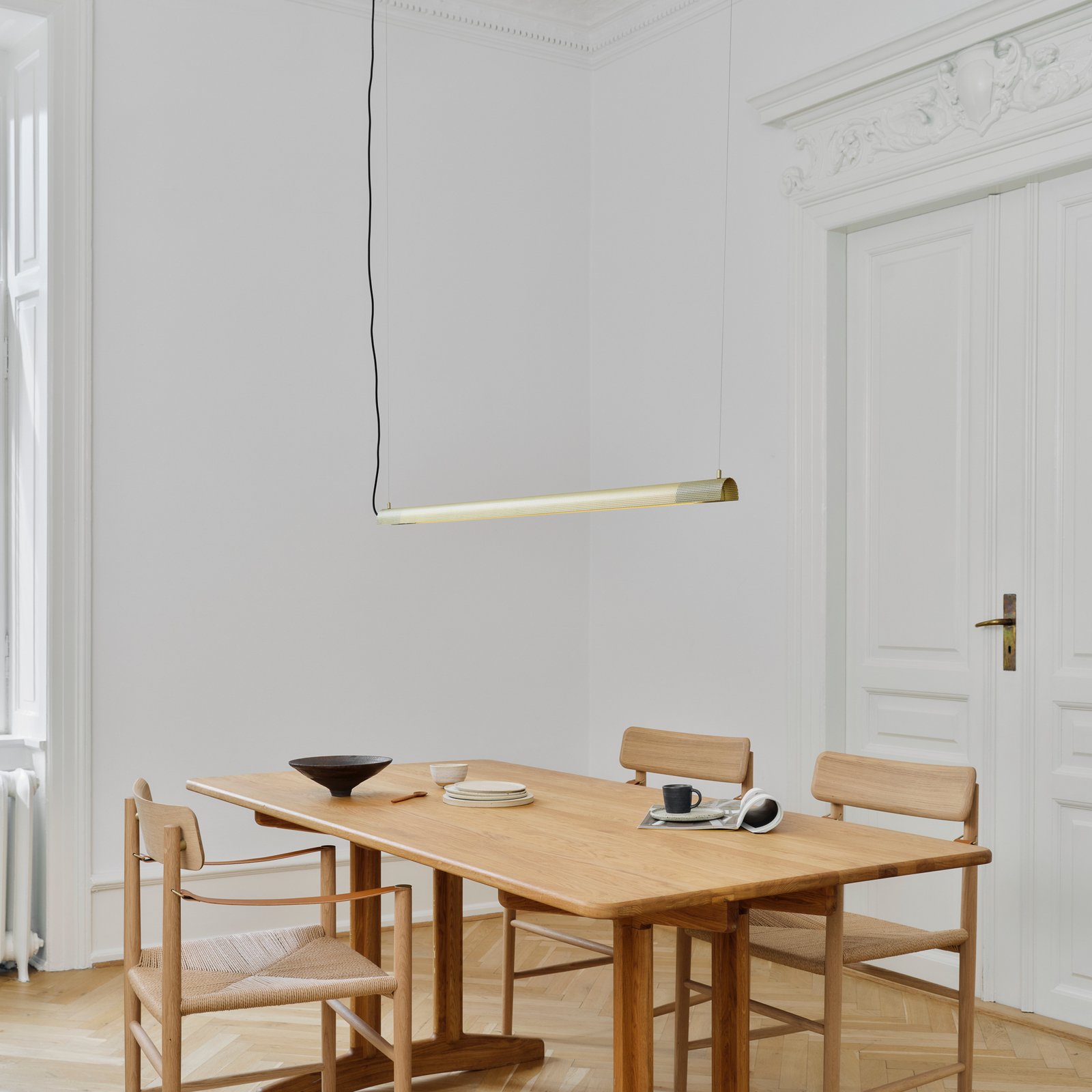 GEJST Hengende lampe Radent messingfarget, lengde 138 cm, G13 LED GEJST Hengende lampe Radent messingfarget, lengde 138 cm, G13 LED