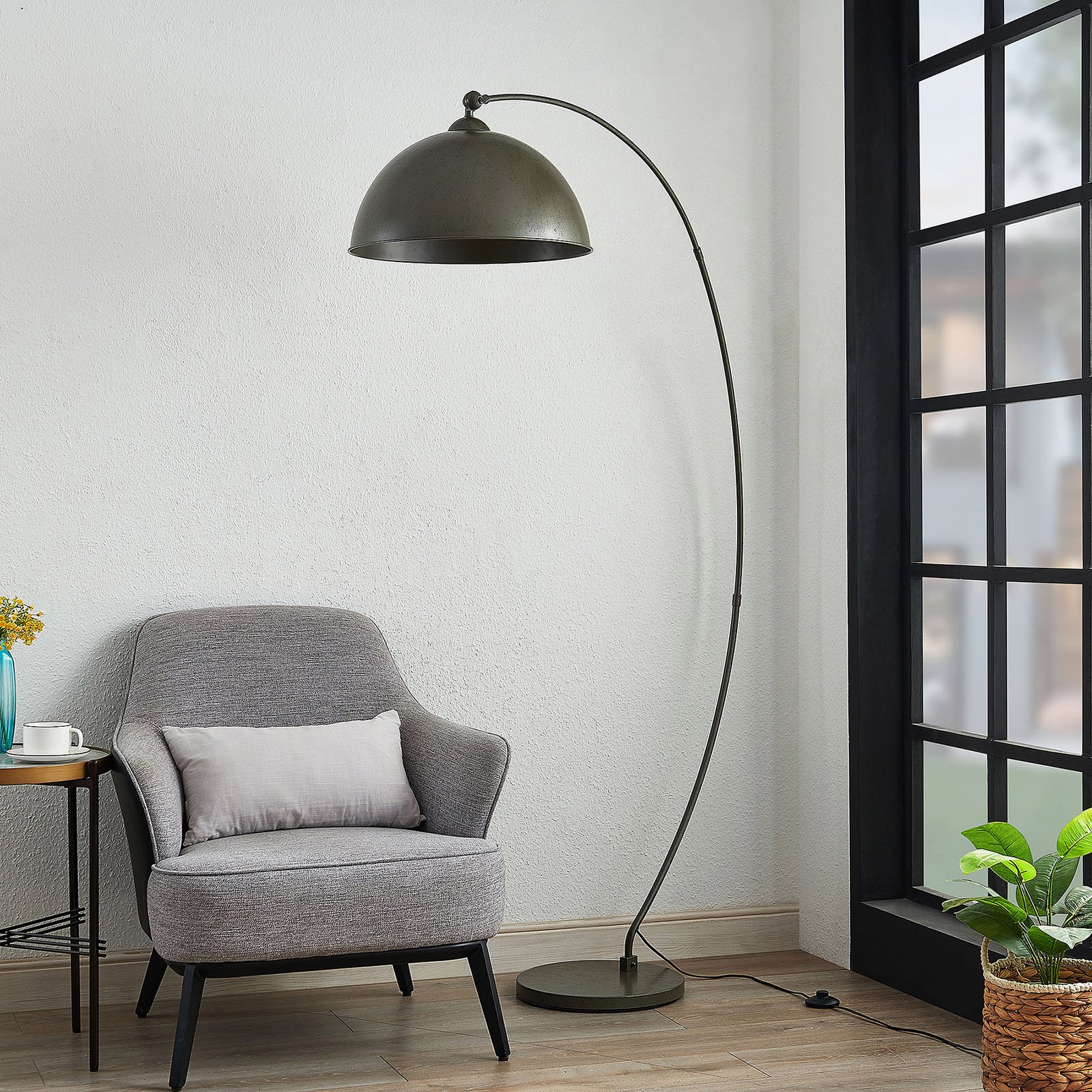 Jonera Stehleuchte Dark Grey - Lindby