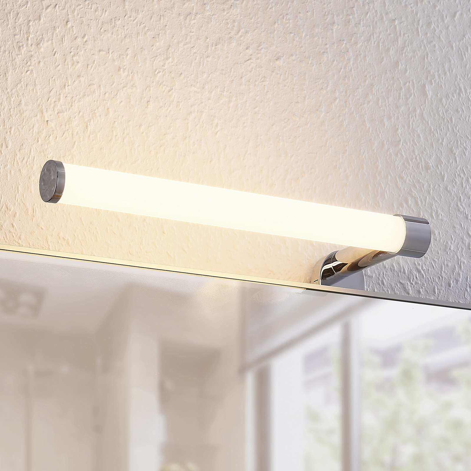 Lindby Linella LED mirror light, right, for Bathroom, ABS, polycarbonate, 6 W, energy efficiency: A+, W: 33 cm, H: 5 cm