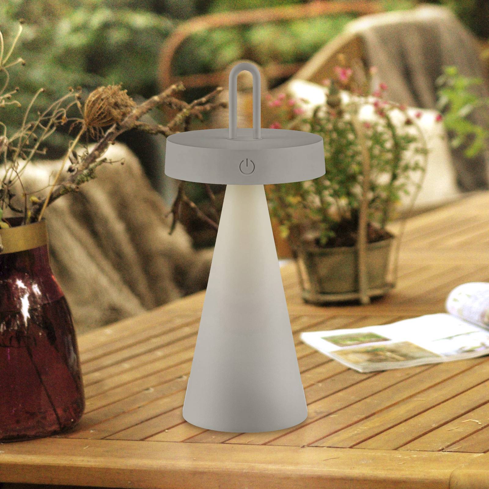 JUST LIGHT. Lampe de table LED rechargeable Alwa gris-beige Fer IP44