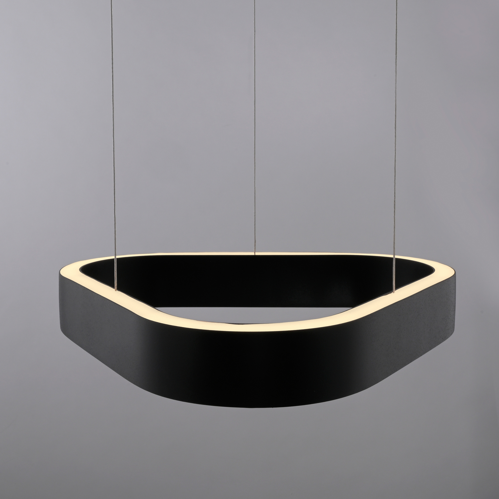 Lámpara colgante LED Q-Stretto de Paul Neuhaus, negra, 40,8 cm